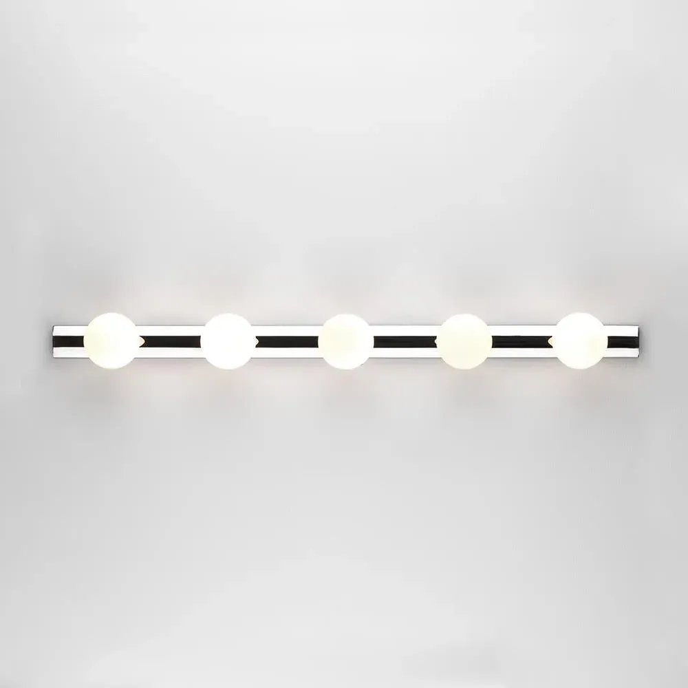 Cabaret Mirror Light IP44 - Chrome image