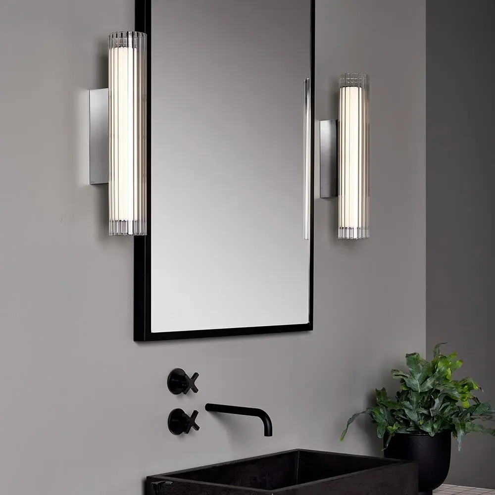Large Wall Light with Glass Diffuser - Chrome