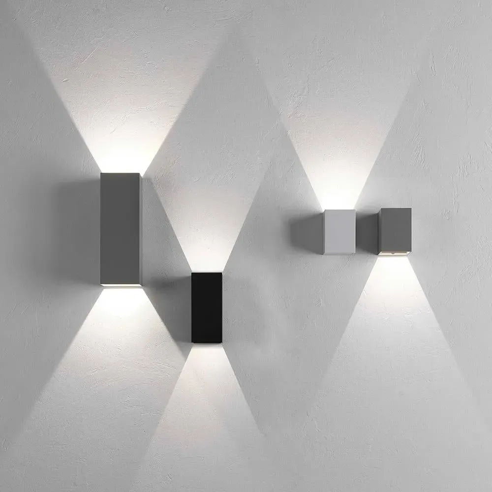 Oslo LED Wall Light - Black, Aluminium