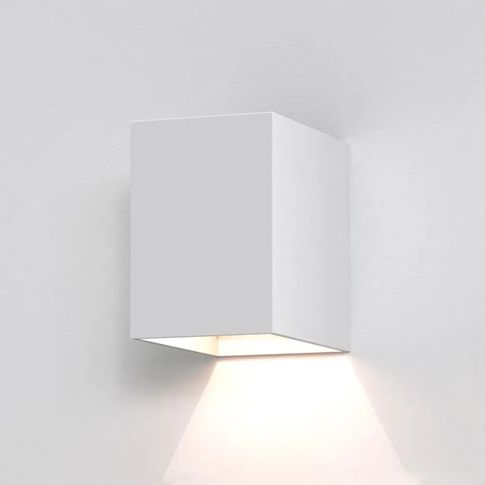 Oslo LED Wall Light - White, Aluminium
