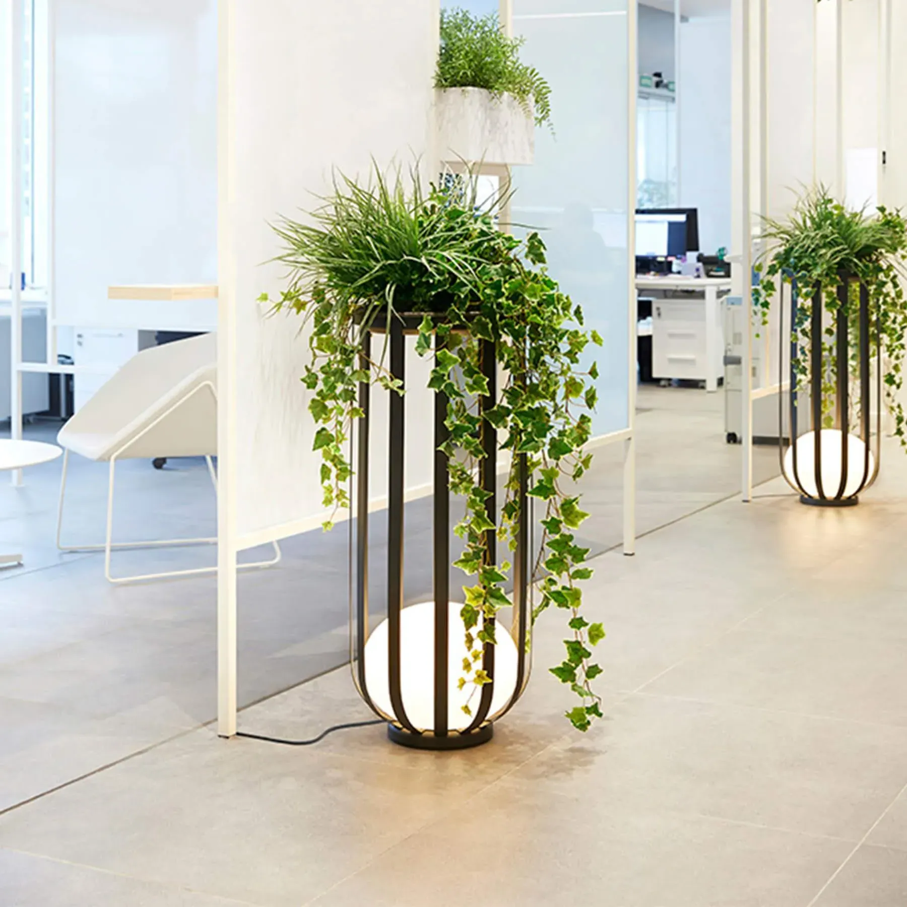 Outdoor Floor Light with Artificial Plants - Polyethylene