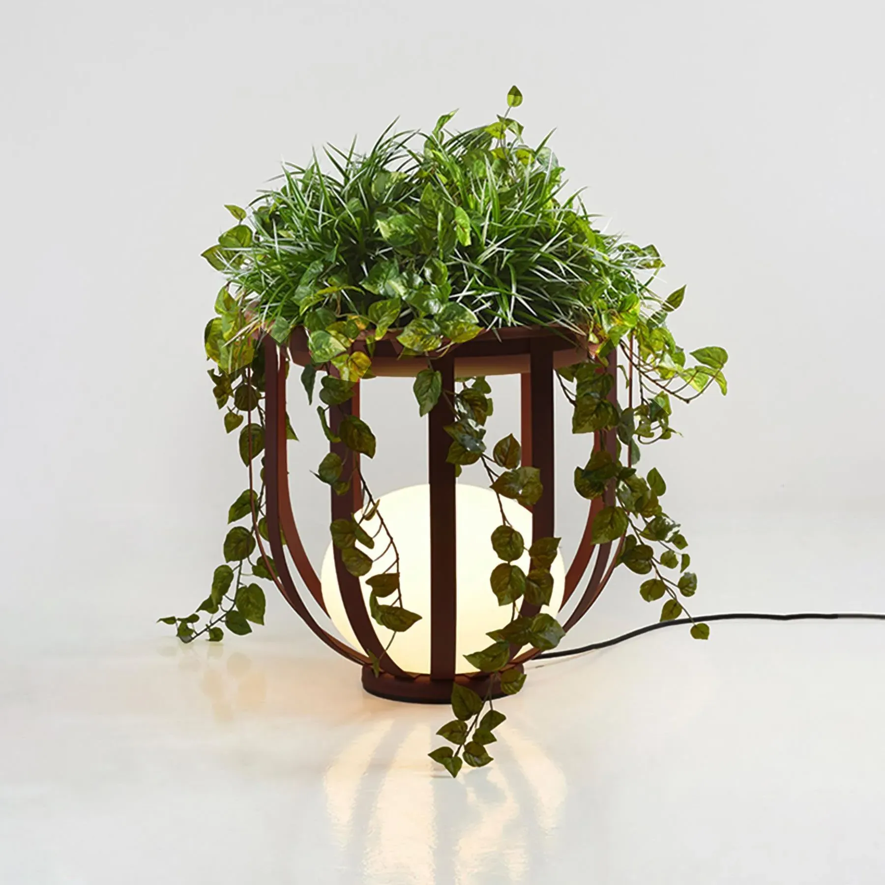 Outdoor Floor Light with Vegetation Kit - Black