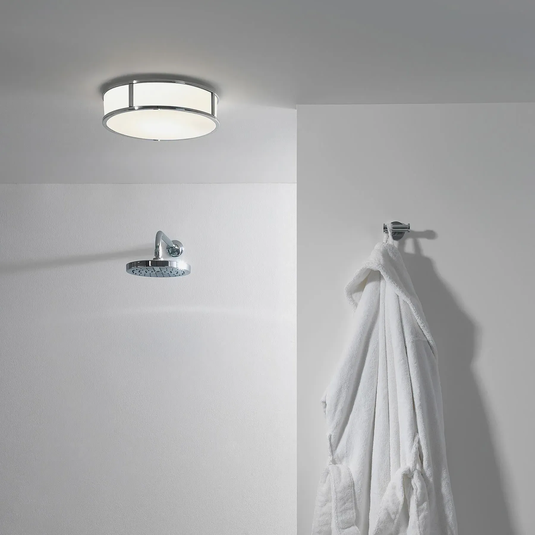 Round Ceiling Light with Diffuser - Chrome