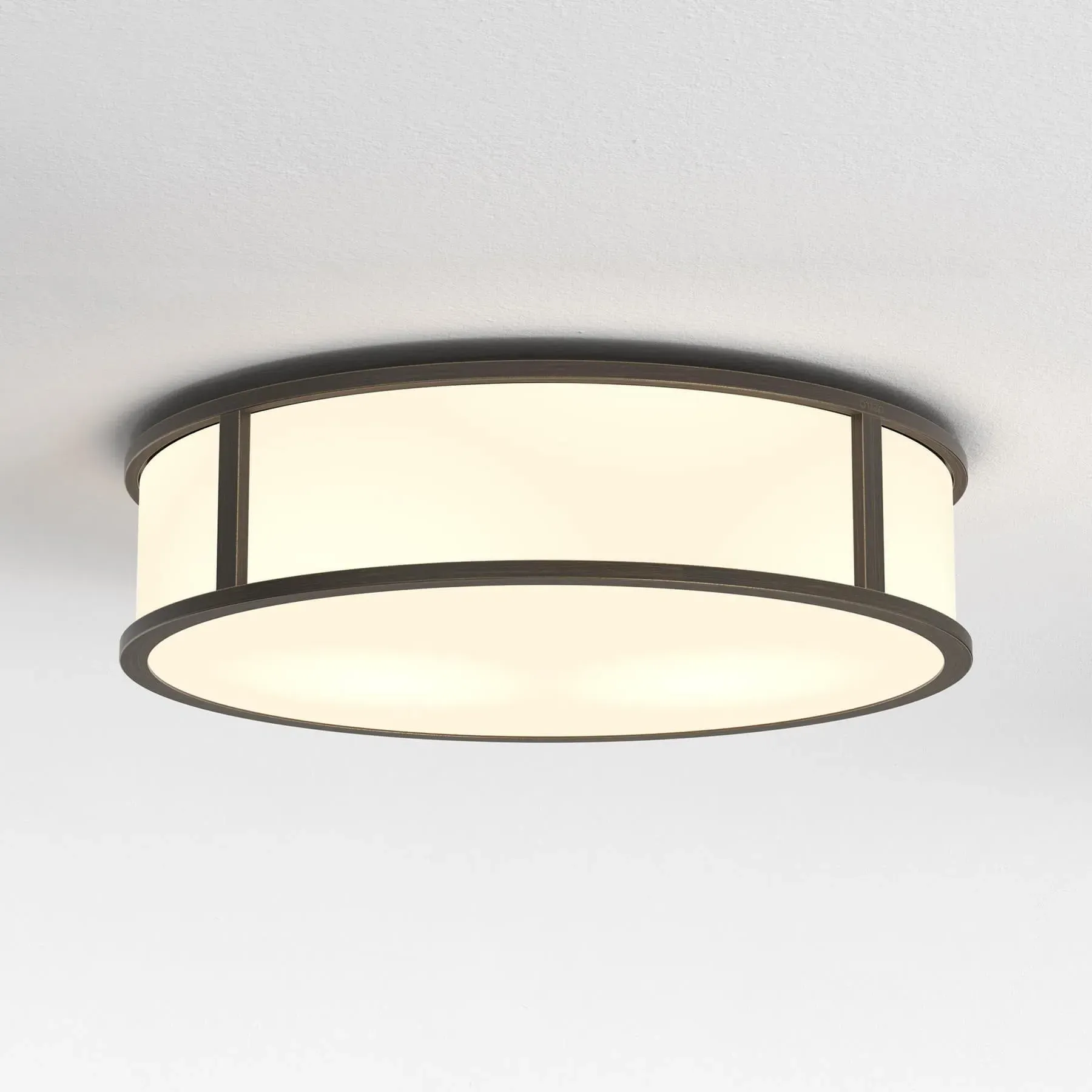 Round Ceiling Light with Diffuser - Chrome