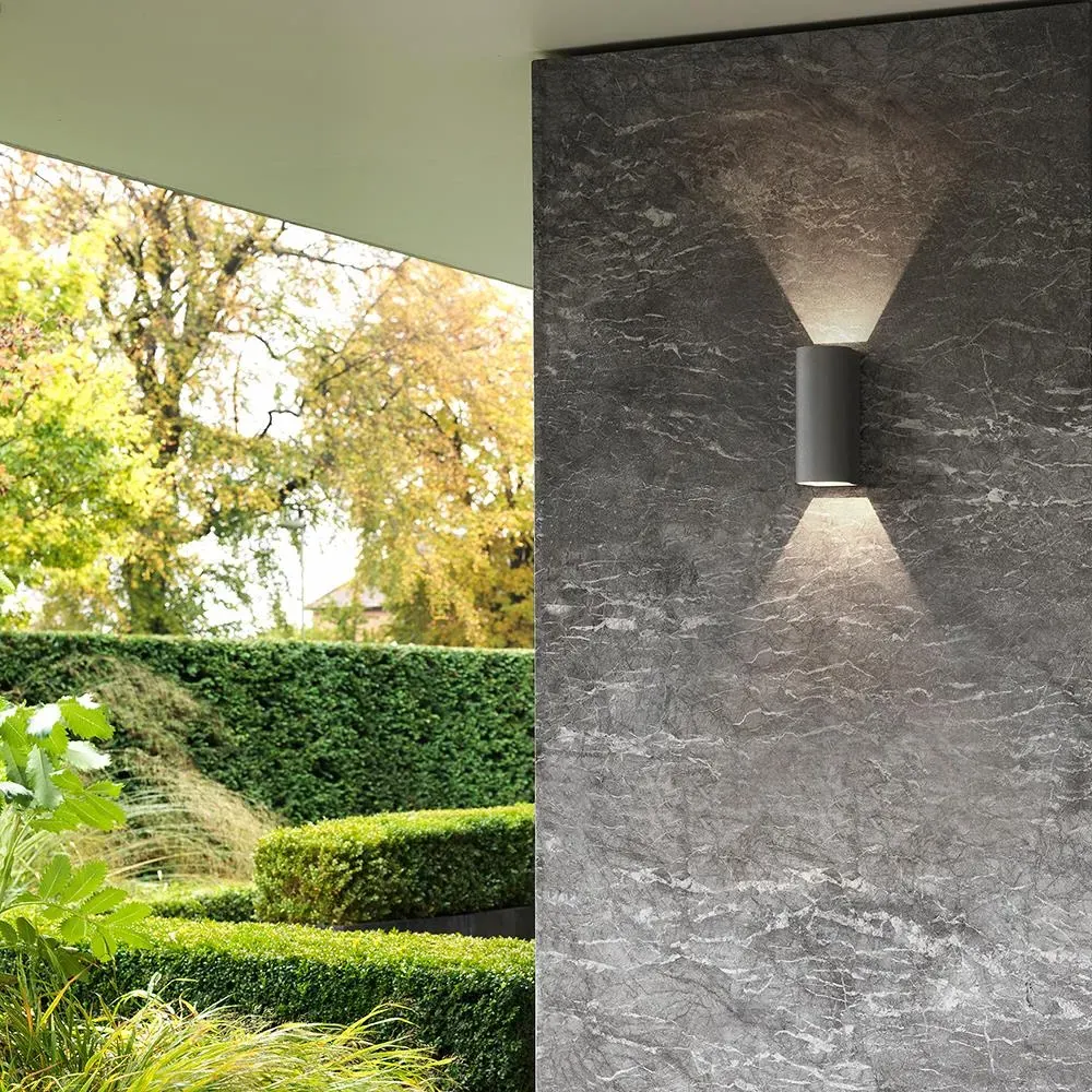 Small Wall Light with LED - Black, Aluminium