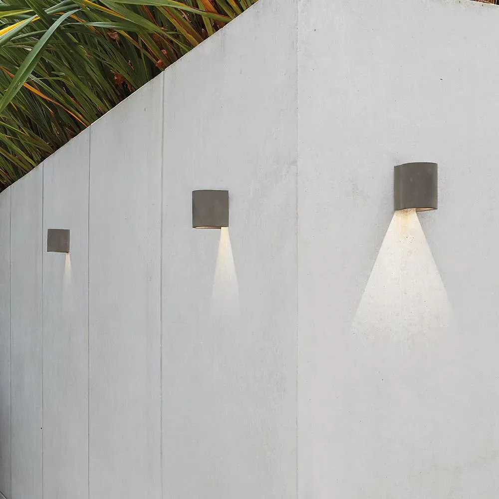 Small Wall Light with LED - Concrete