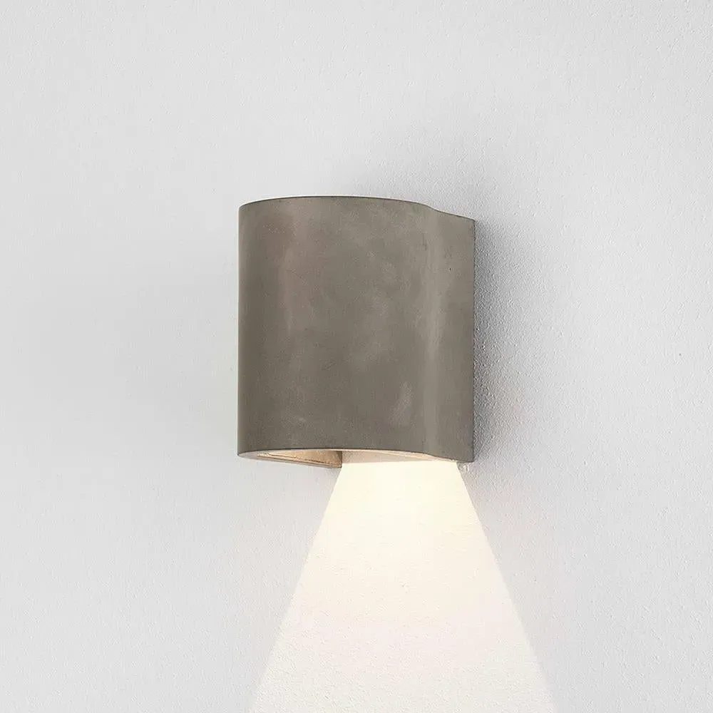 Small Wall Light with LED - Concrete image