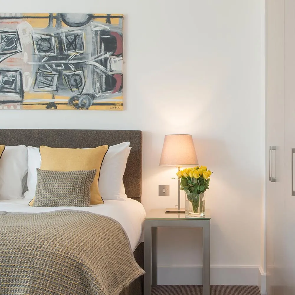 Table Lamp with Cable Switch - Oyster, Bronze