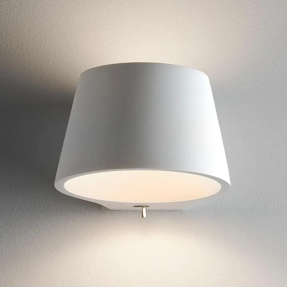 Wall Light with Toggle Switch - White, Plaster