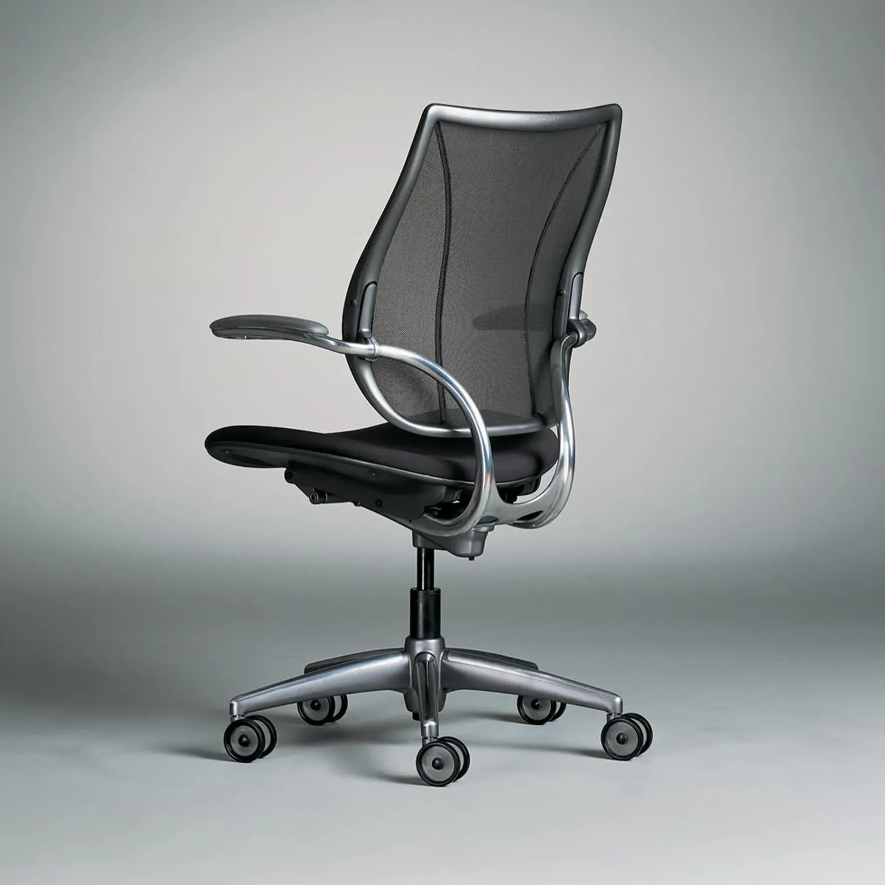 Task Chair with Mesh Back - Silver, Mesh