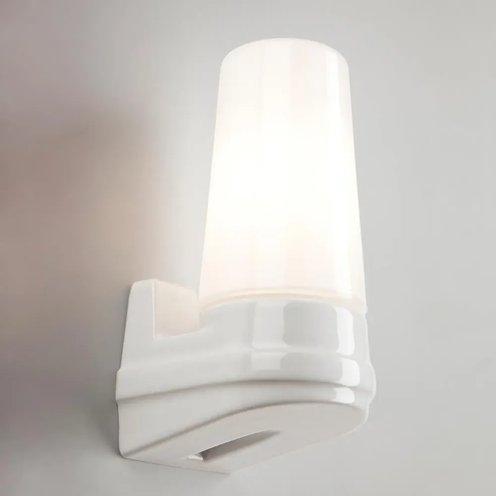 Single Wall Light with Opal Glass - White, Ceramic image