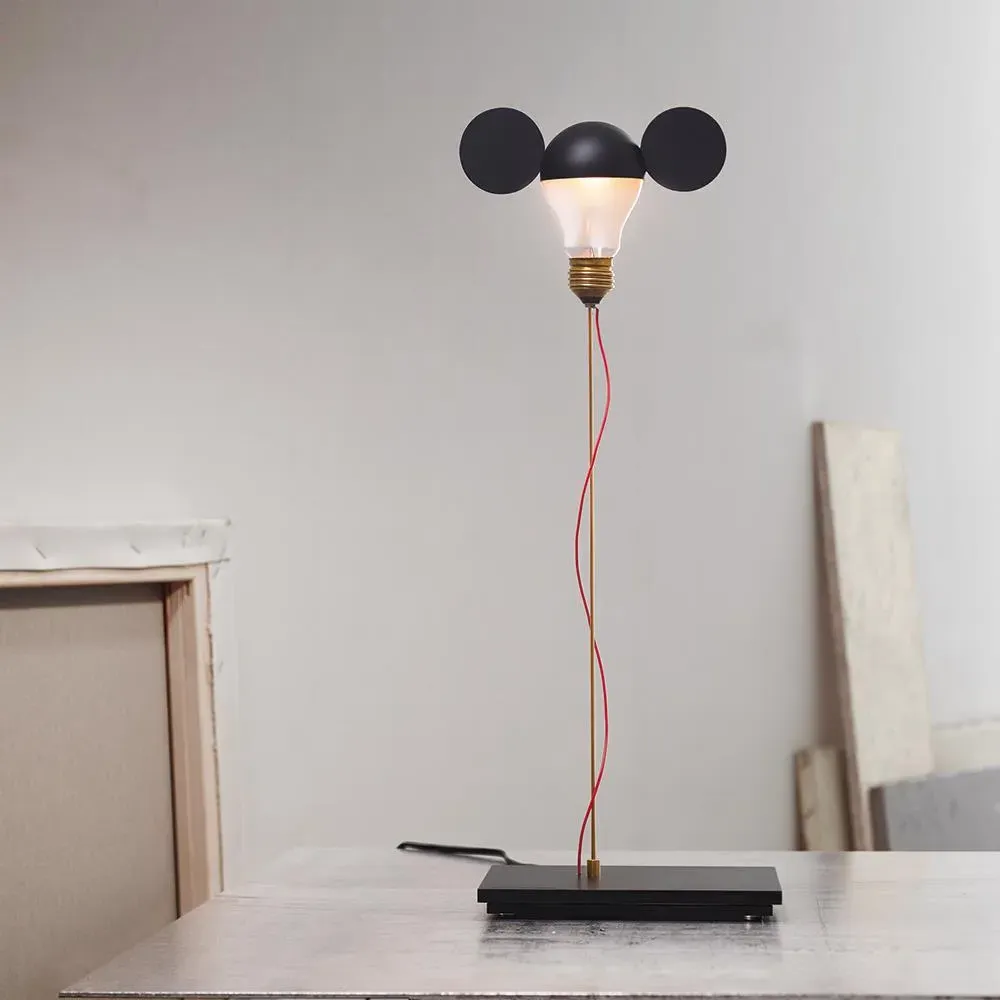 Bzzzz Table Lamp - Green