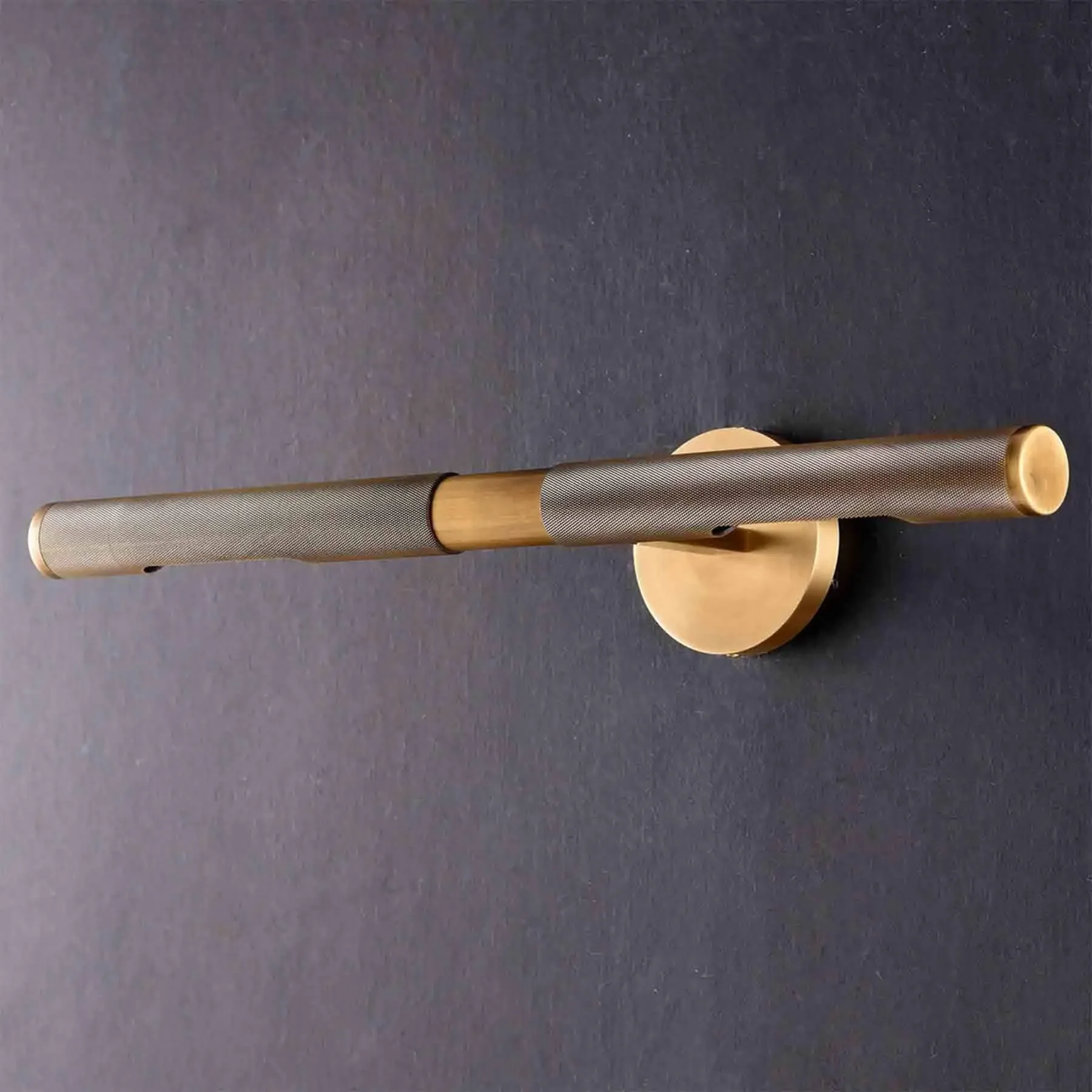 Antoni Picture Light - Bronze, Brass