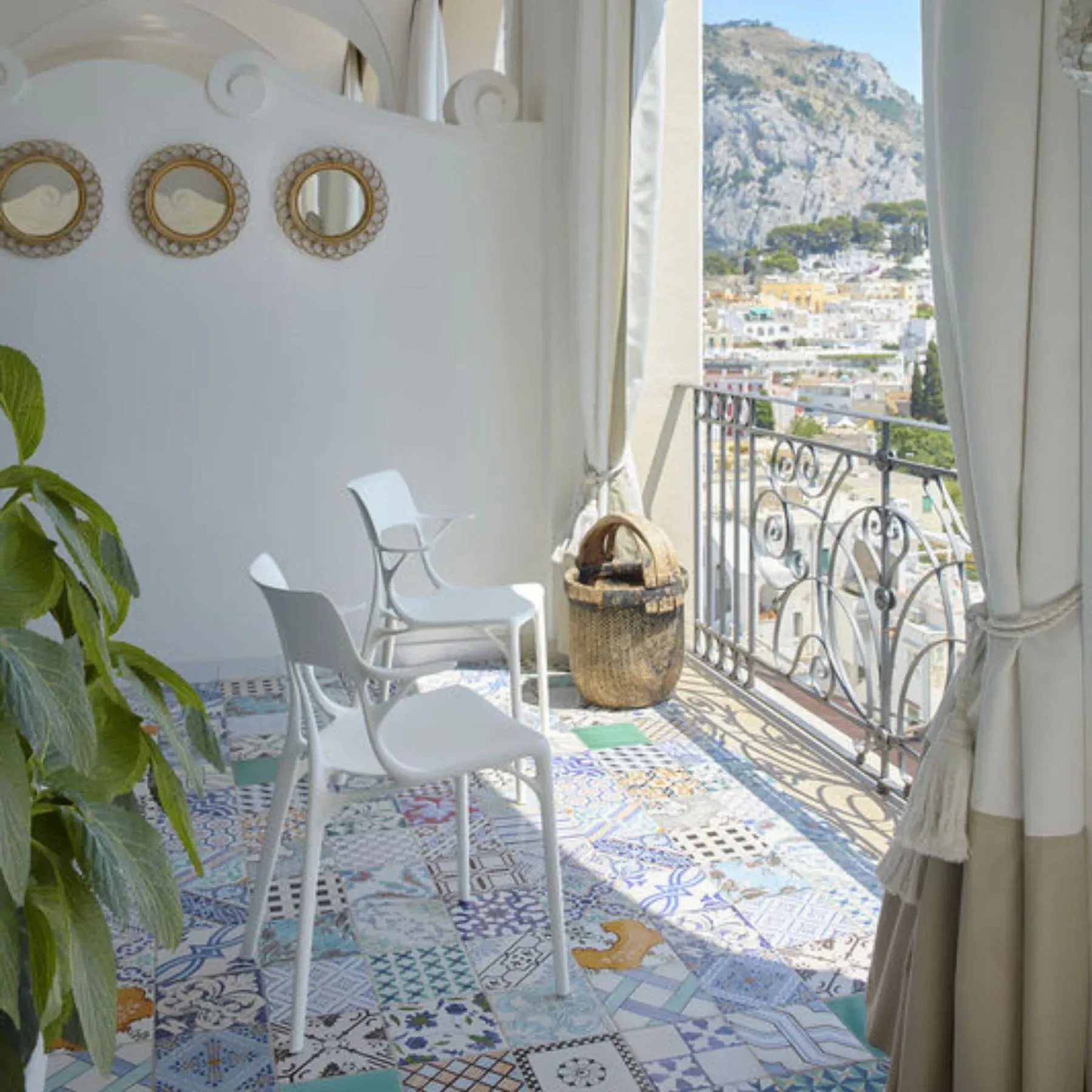 A.I. Dining Chair - Grey, Recycled Thermoplastic