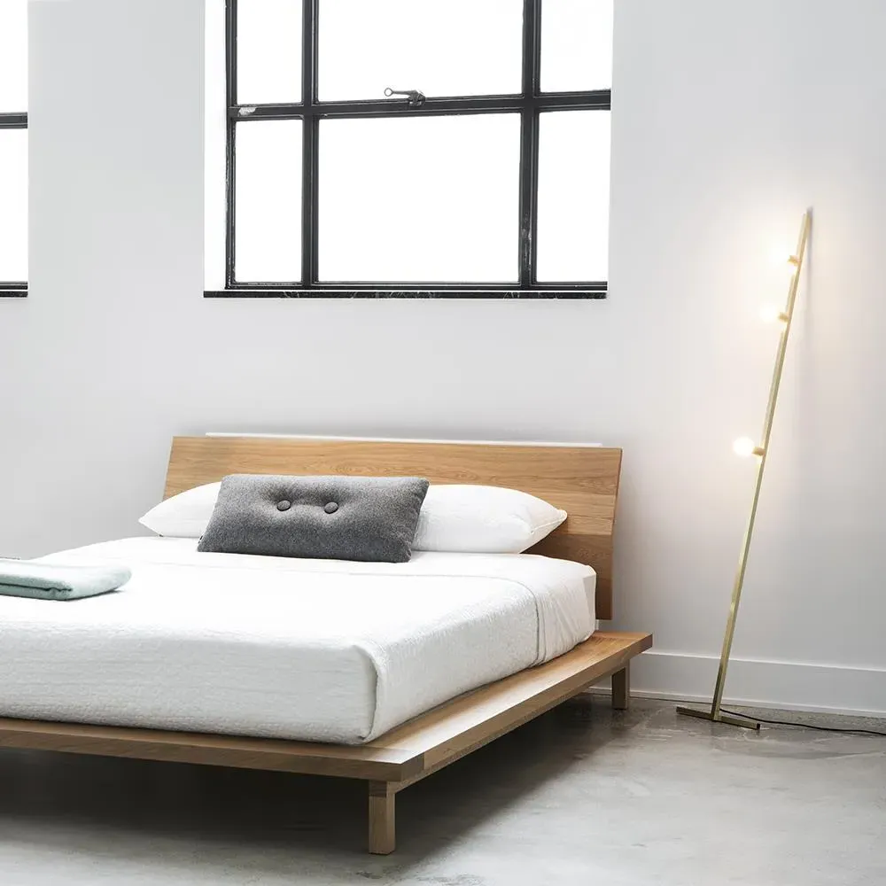 Dot Line Floor Light - Black, White