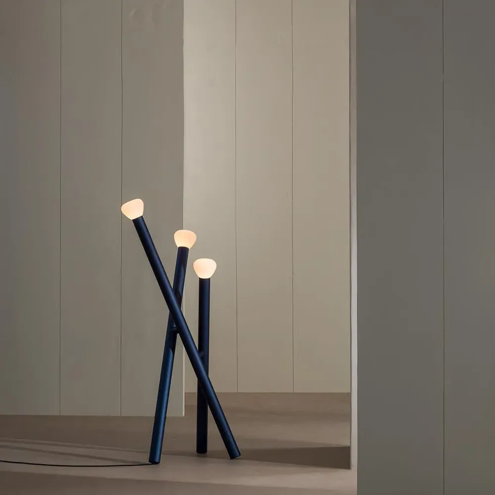 Parc 05 Floor Light - Black, Aluminium