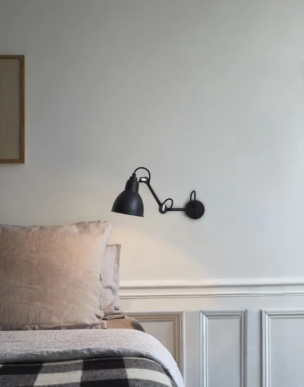 Small Wall Light with Adjustable Arms - Black