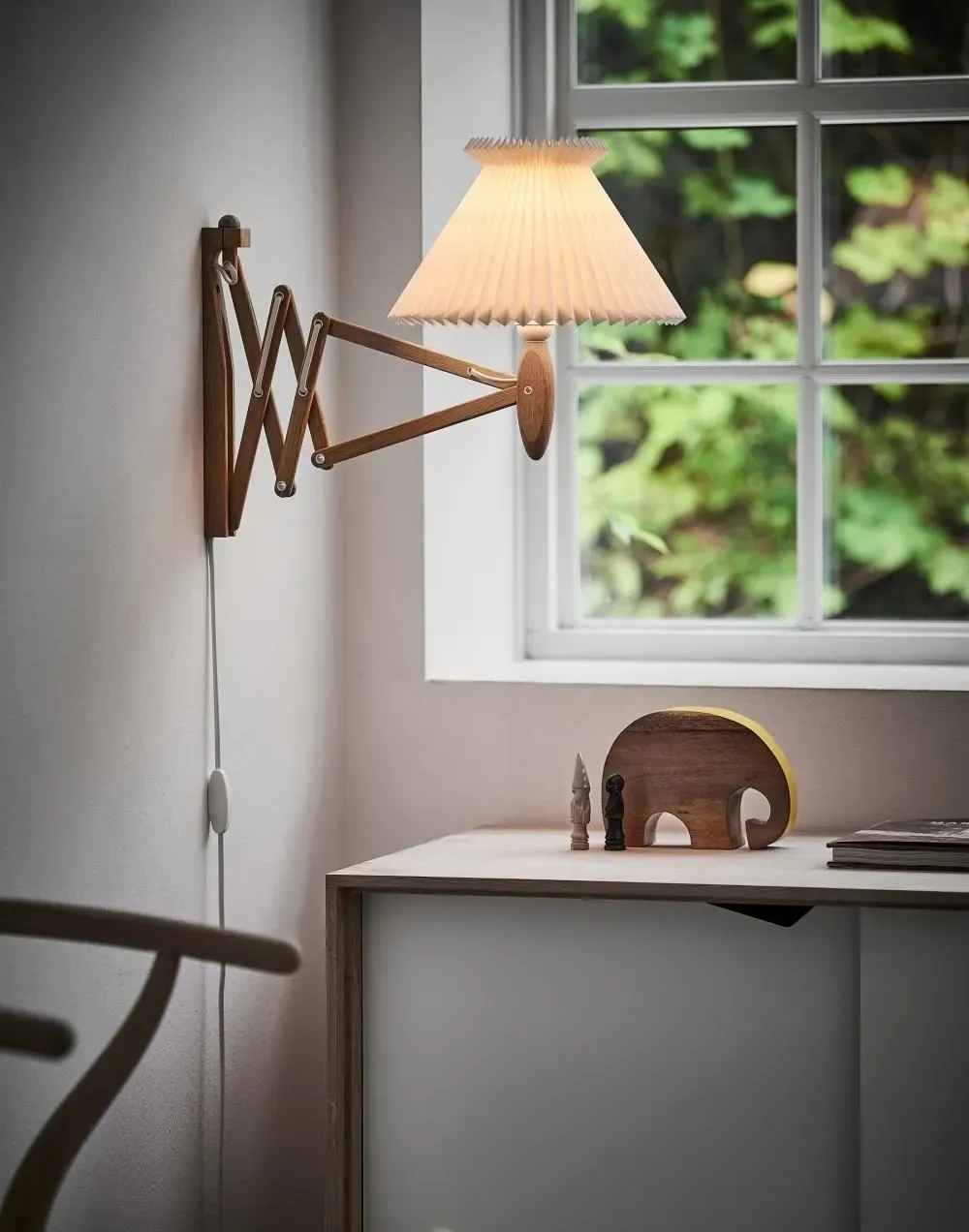 Adjustable Wall Light with Pleated Shade - Oak