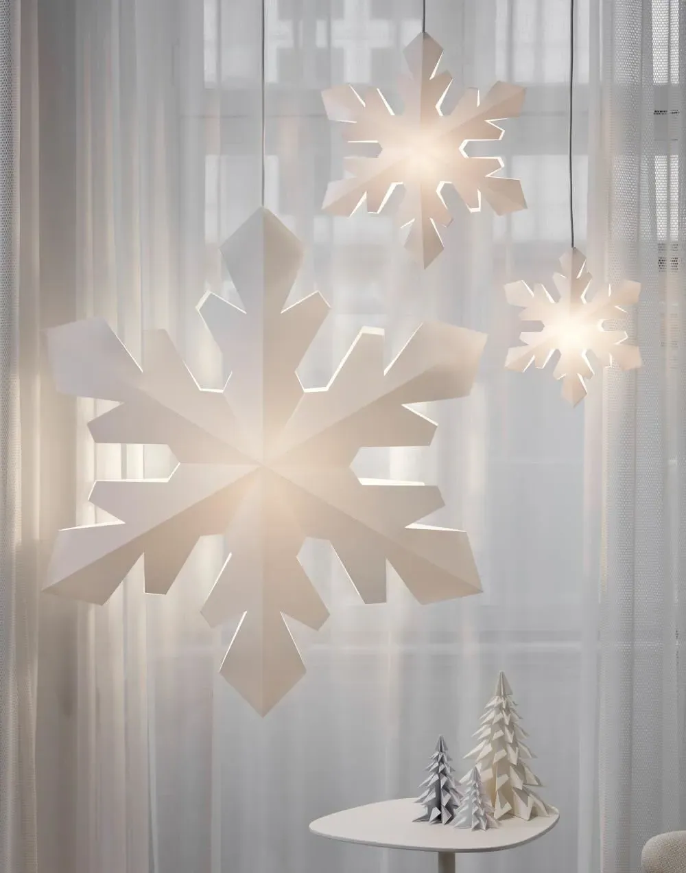 Extra Large Snowflake Pendant Light - 75cm