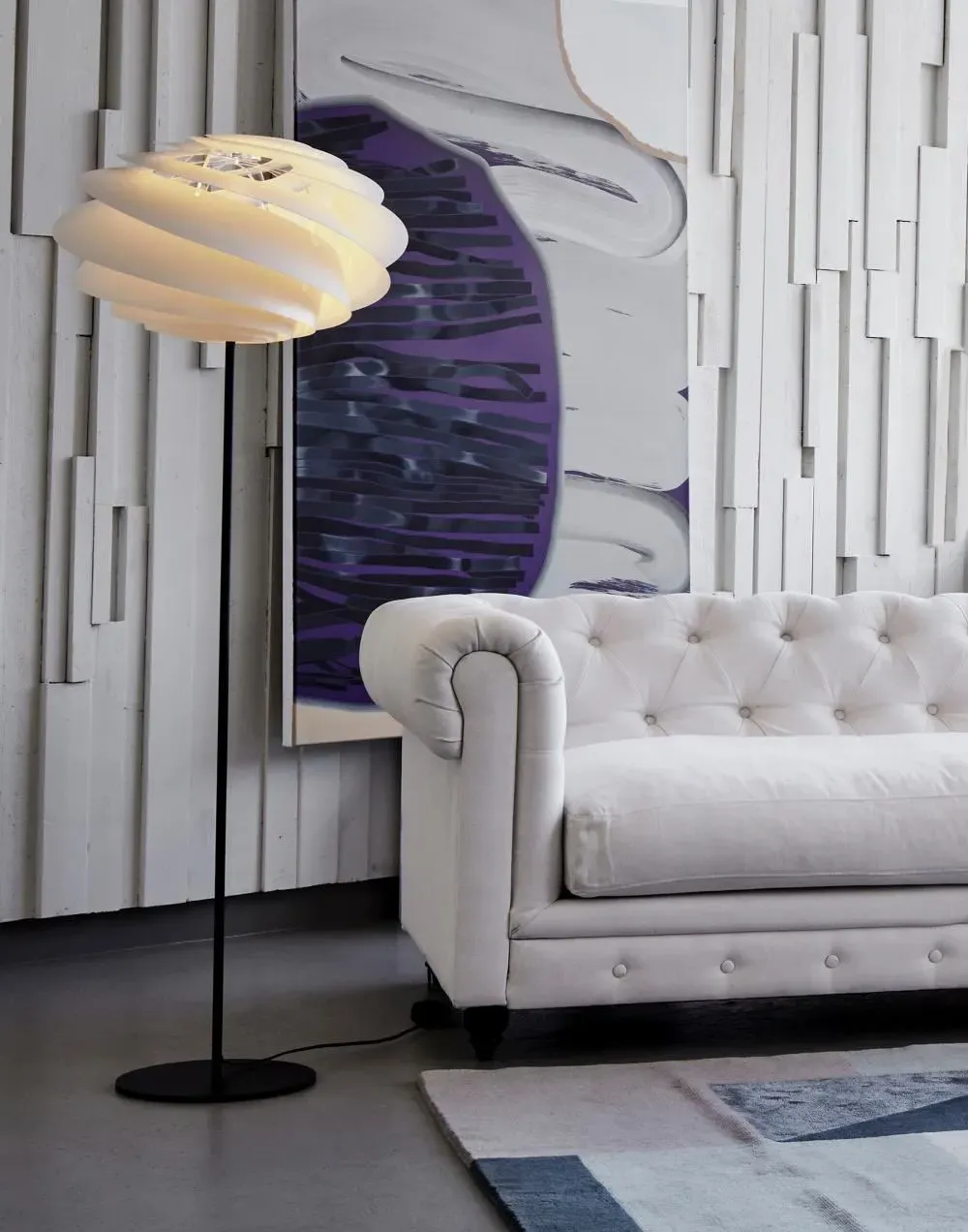 Swirl Floor Lamp with Spiral Panels - White