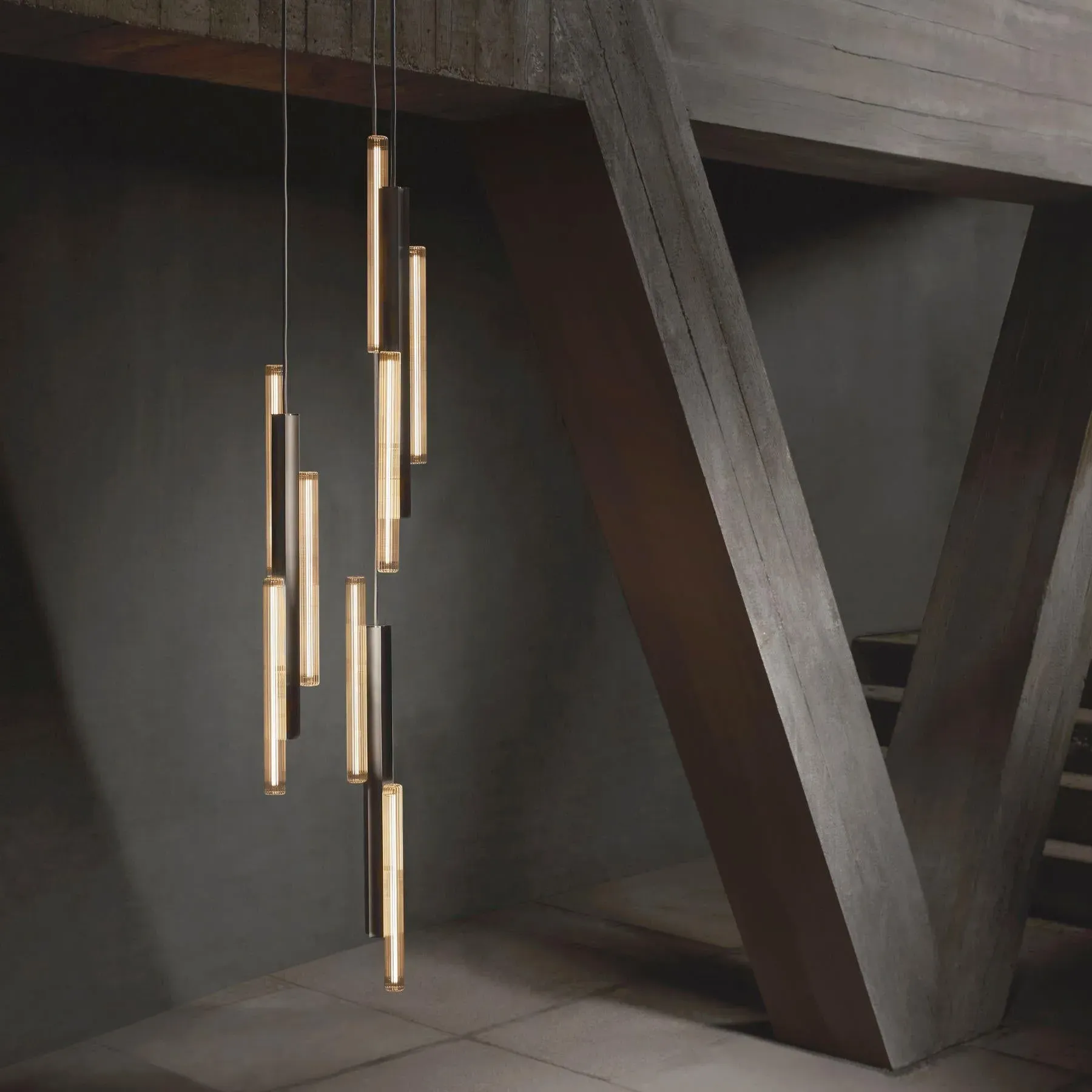 3-Light Long Cluster Pendant - Brass, Aluminium