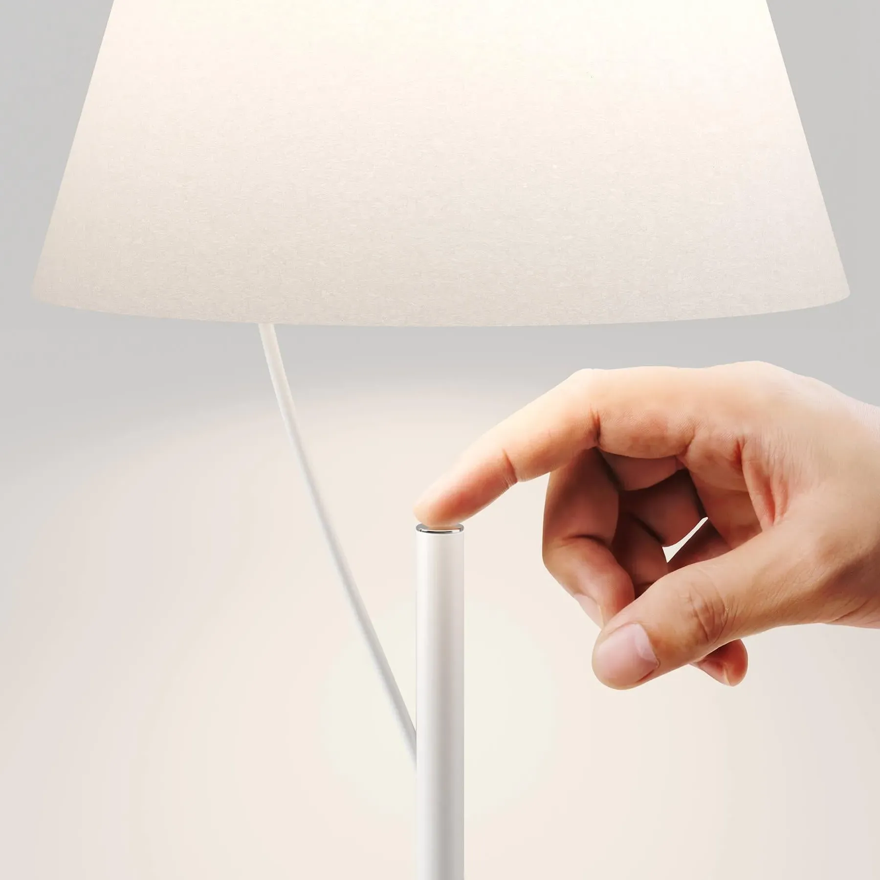 Hover Floor Lamp with Dimmer