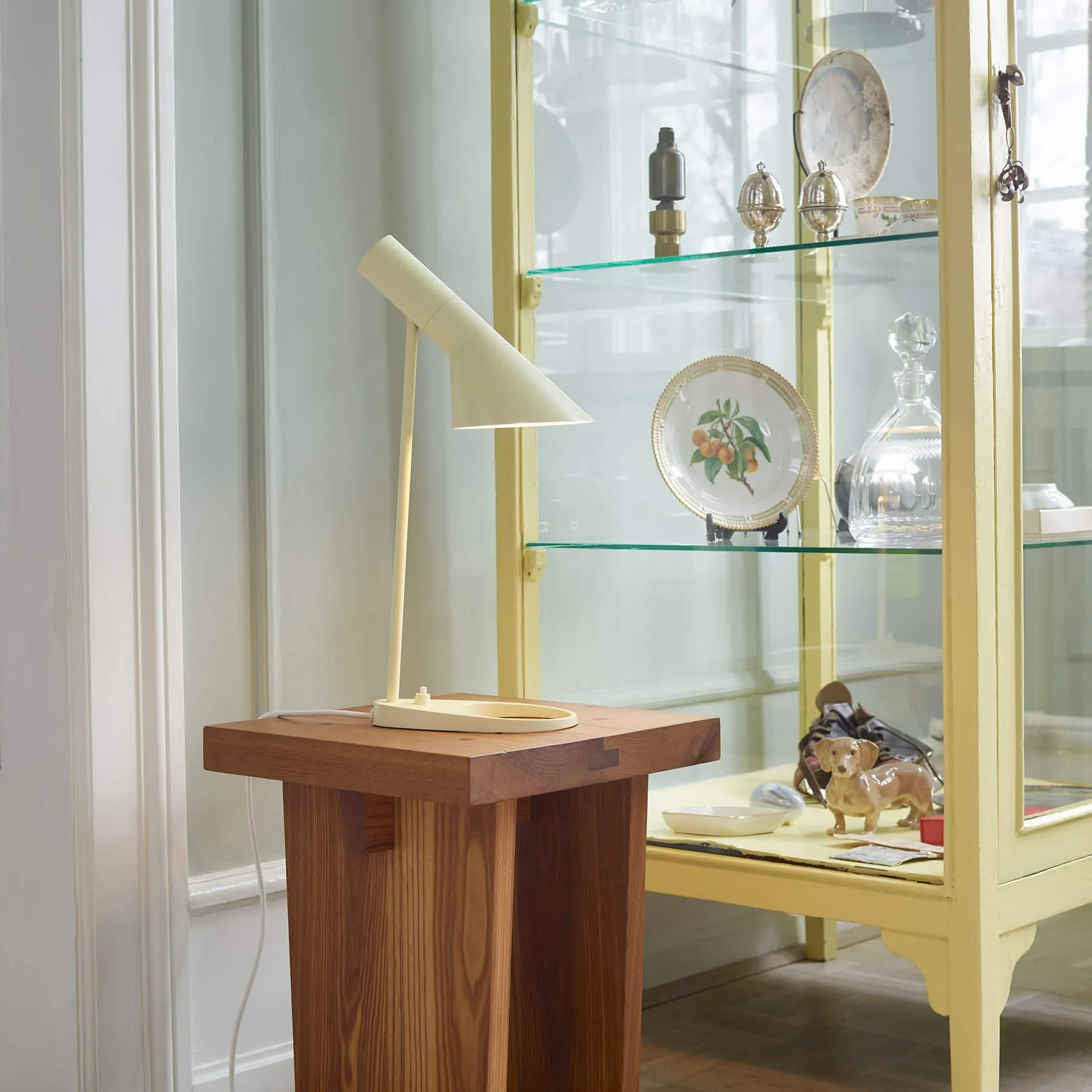 AJ Mini Table Lamp - Warm Sand