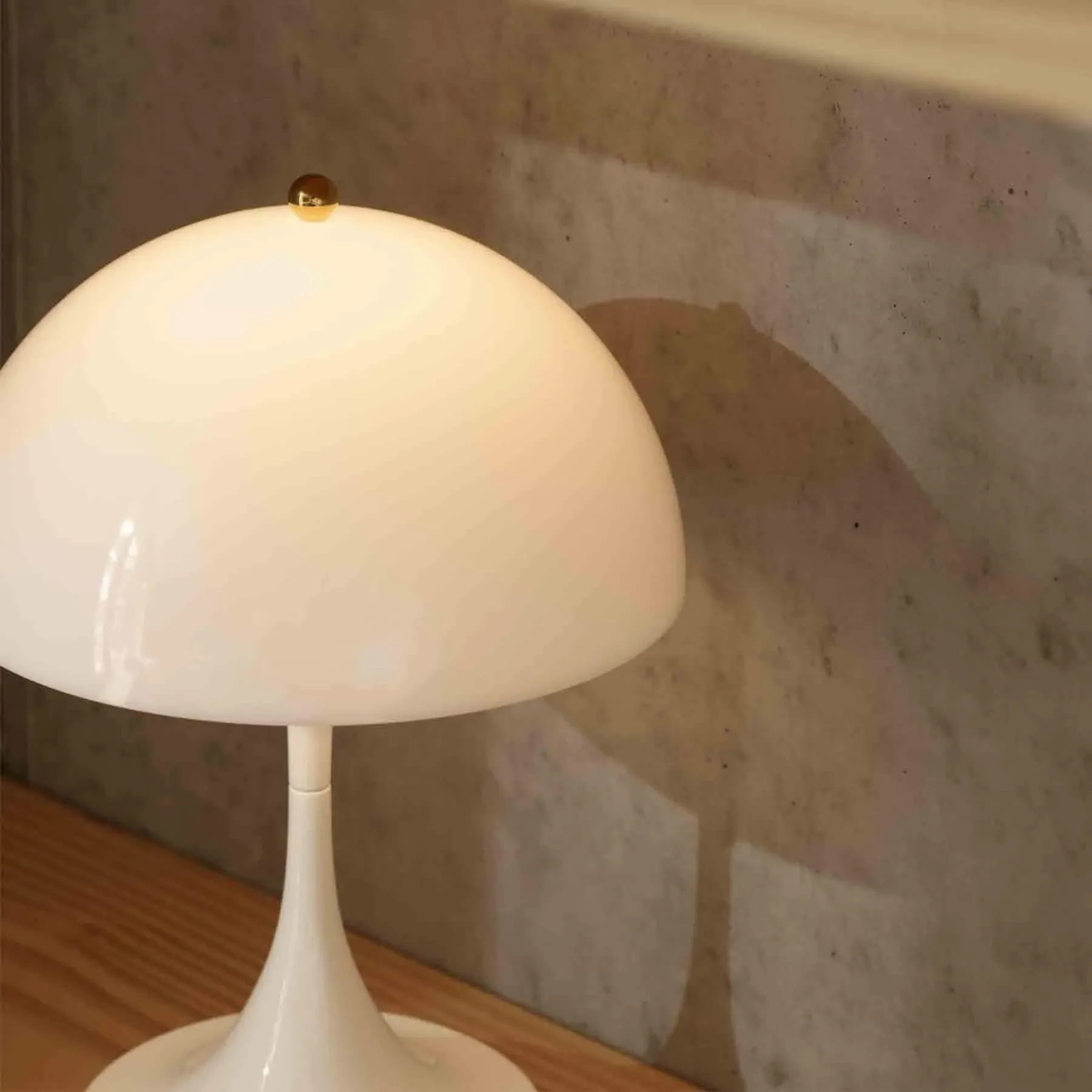 Portable Table Lamp with Touch Dimming - Beige