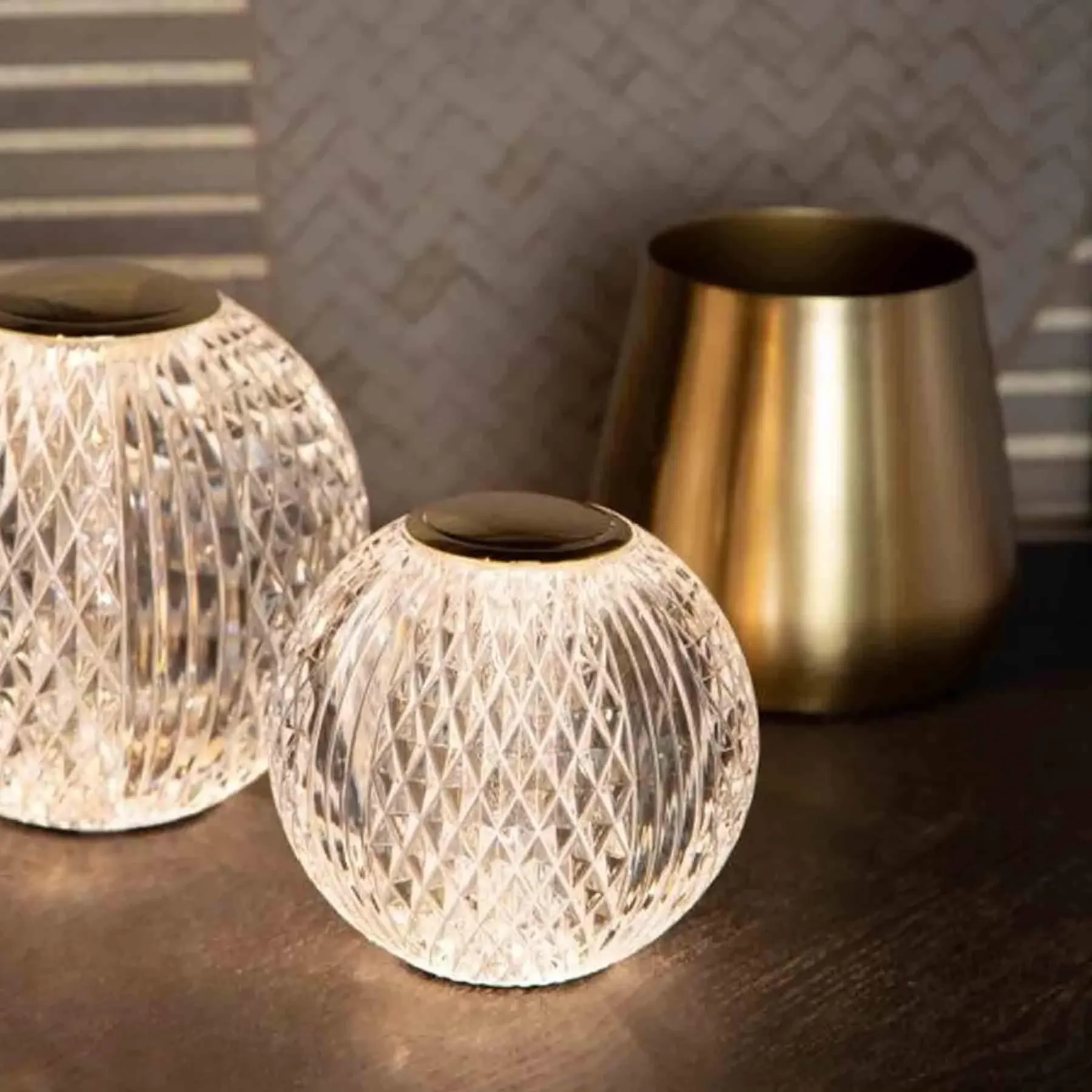 Cintra Rechargeable Table Lamp - Transparent