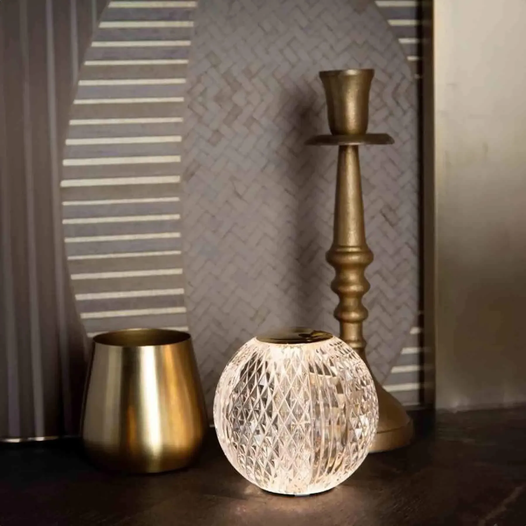 Cintra Rechargeable Table Lamp - Transparent