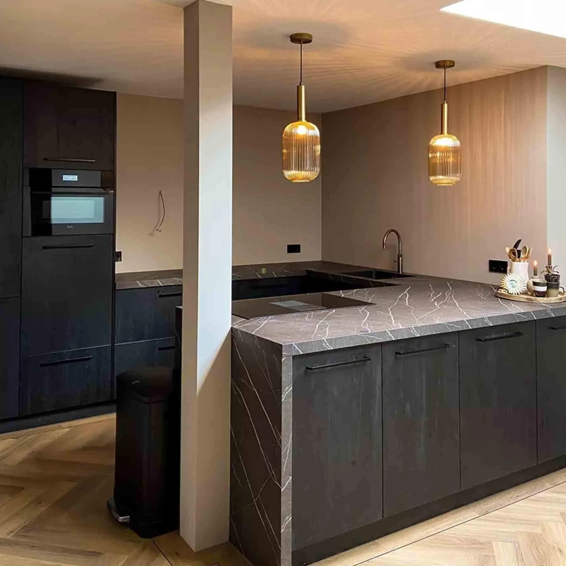 Cylindrical Pendant Light - Glass with Gold