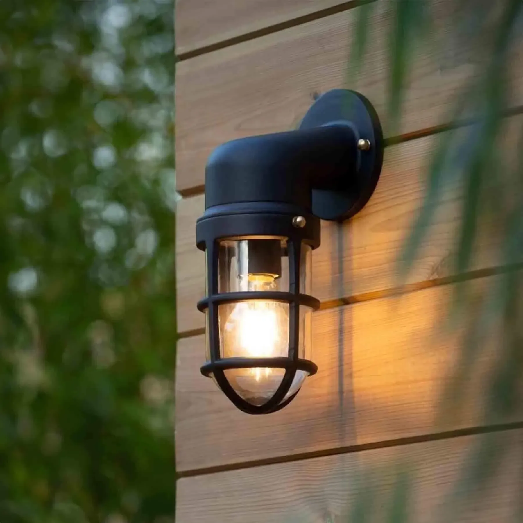Outdoor Wall Light with Glass Housing - Aluminium