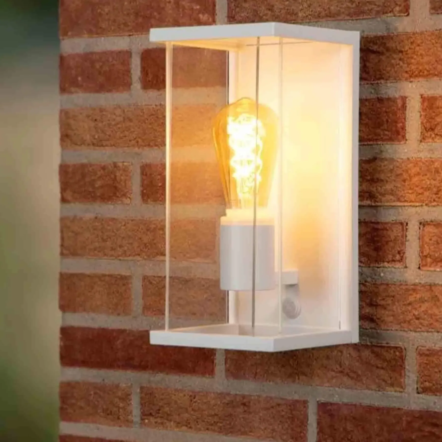 Outdoor Wall Light with Motion Sensor - White, Metal