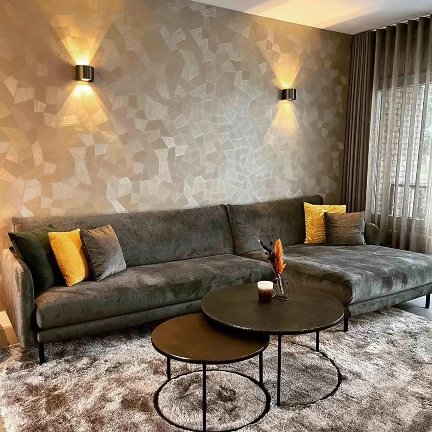 Round Wall Light with G9 Fitting - Black