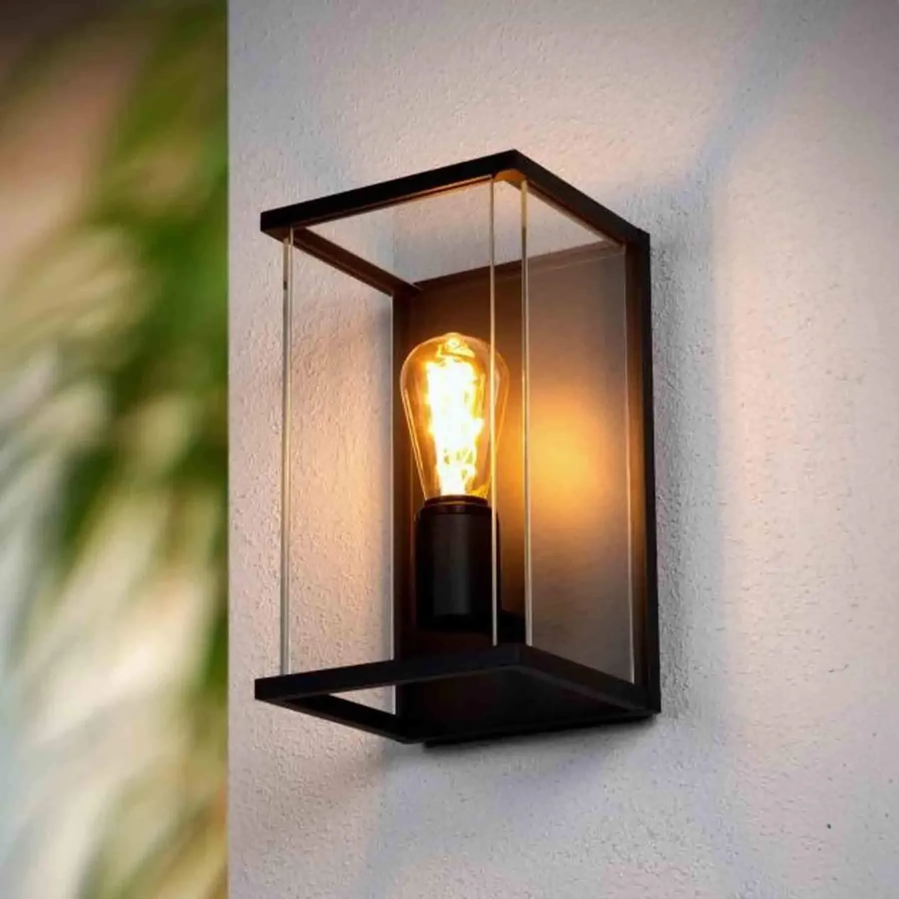 Small Outdoor Wall Light - Black, Aluminium