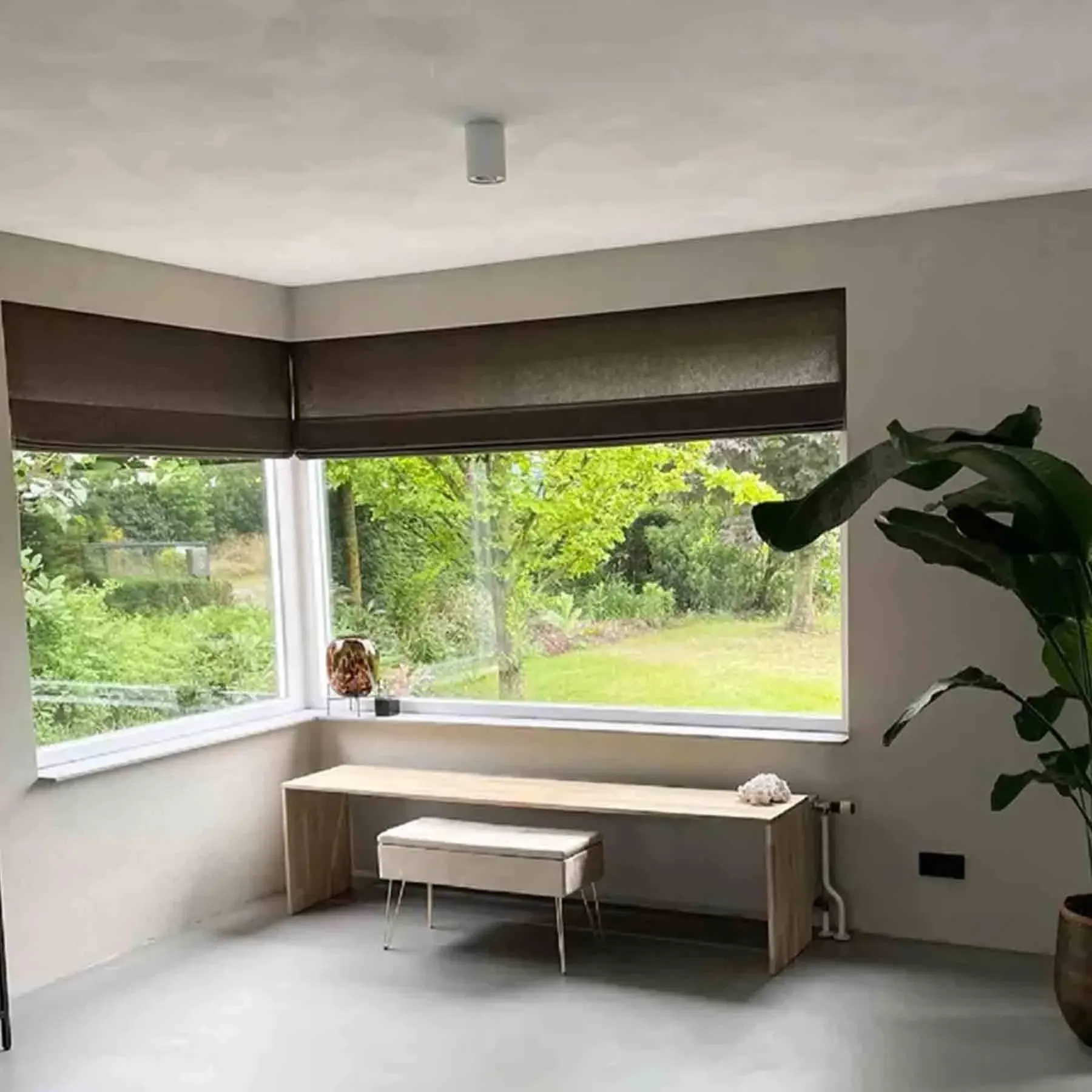 Tube Flush Ceiling Light with 360° Swivel - Black, Aluminium