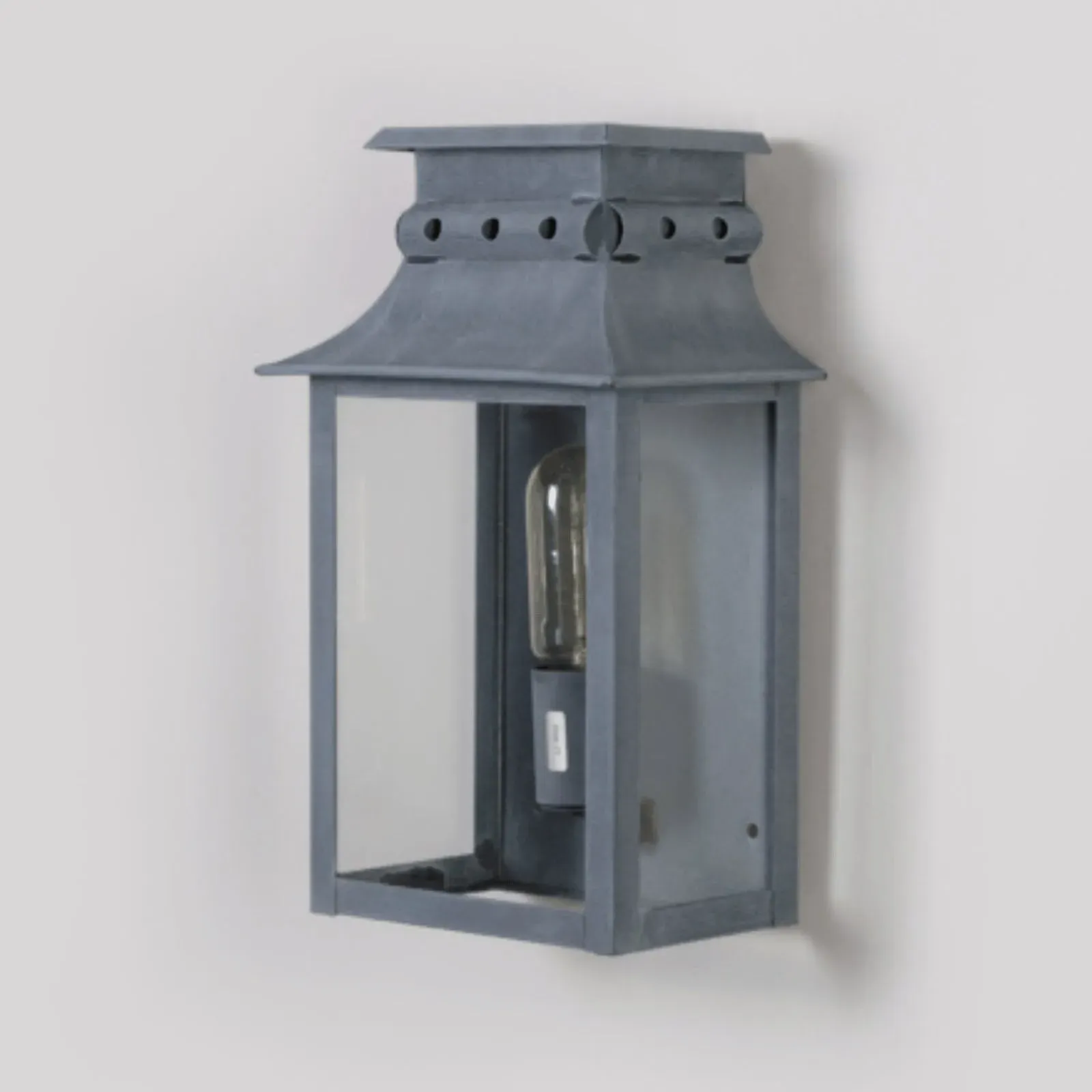 Medium Outdoor Wall Light with E27 Socket