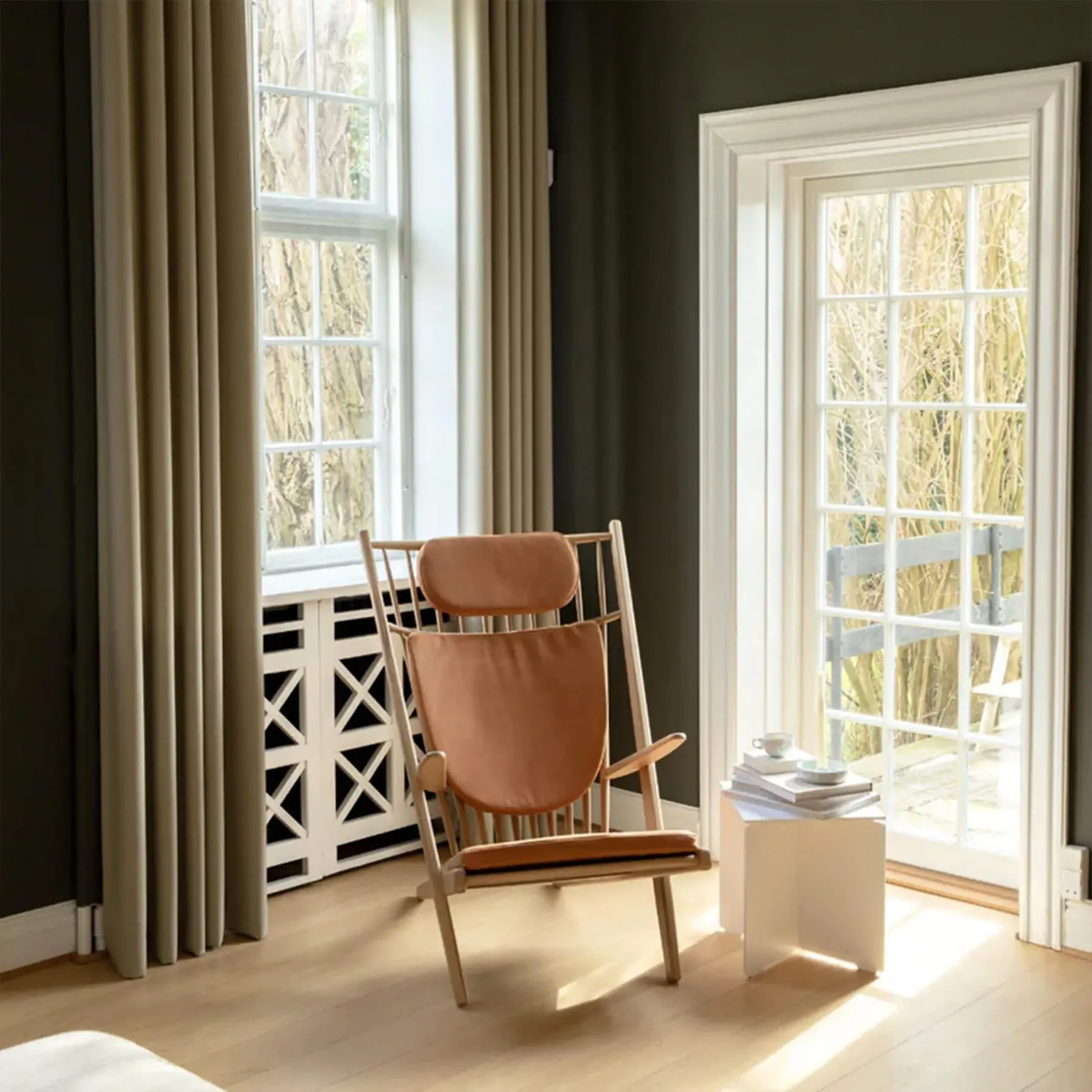 Armchair with Cushions - Black, Oak