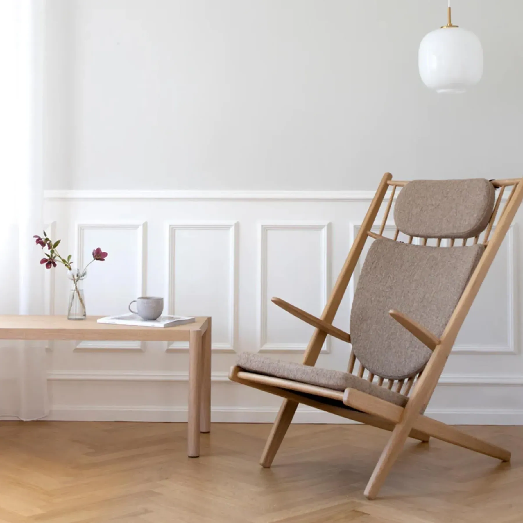 Armchair with Cushions - Black, Oak