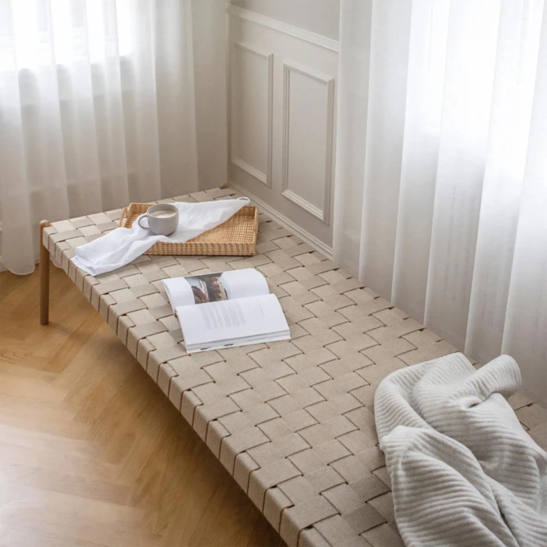 Daybed with Woven Webbing - Oak