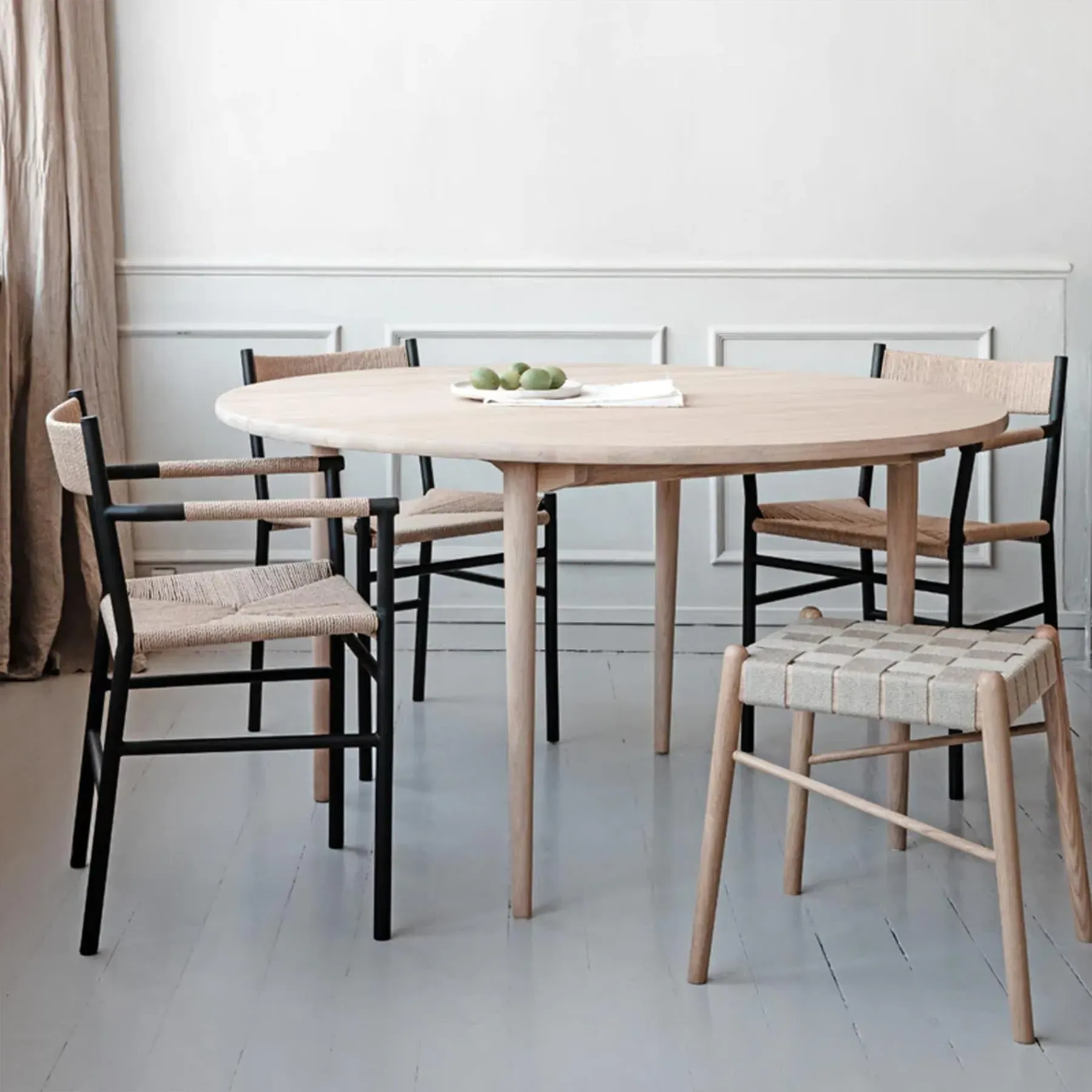 Round Dining Table with Extension - Oak, Solid Wood