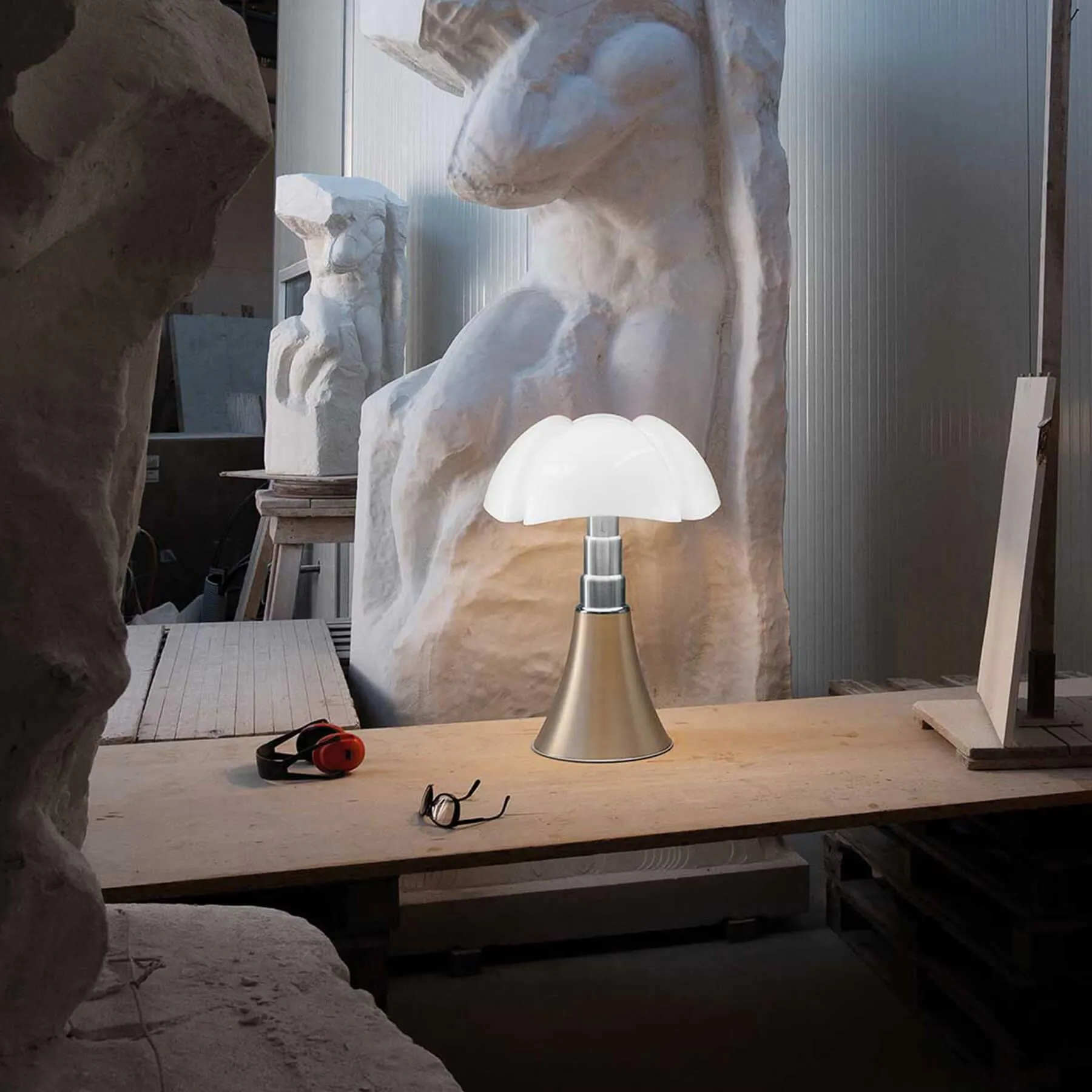 Pipistrello Adjustable Table and Floor Lamp - White