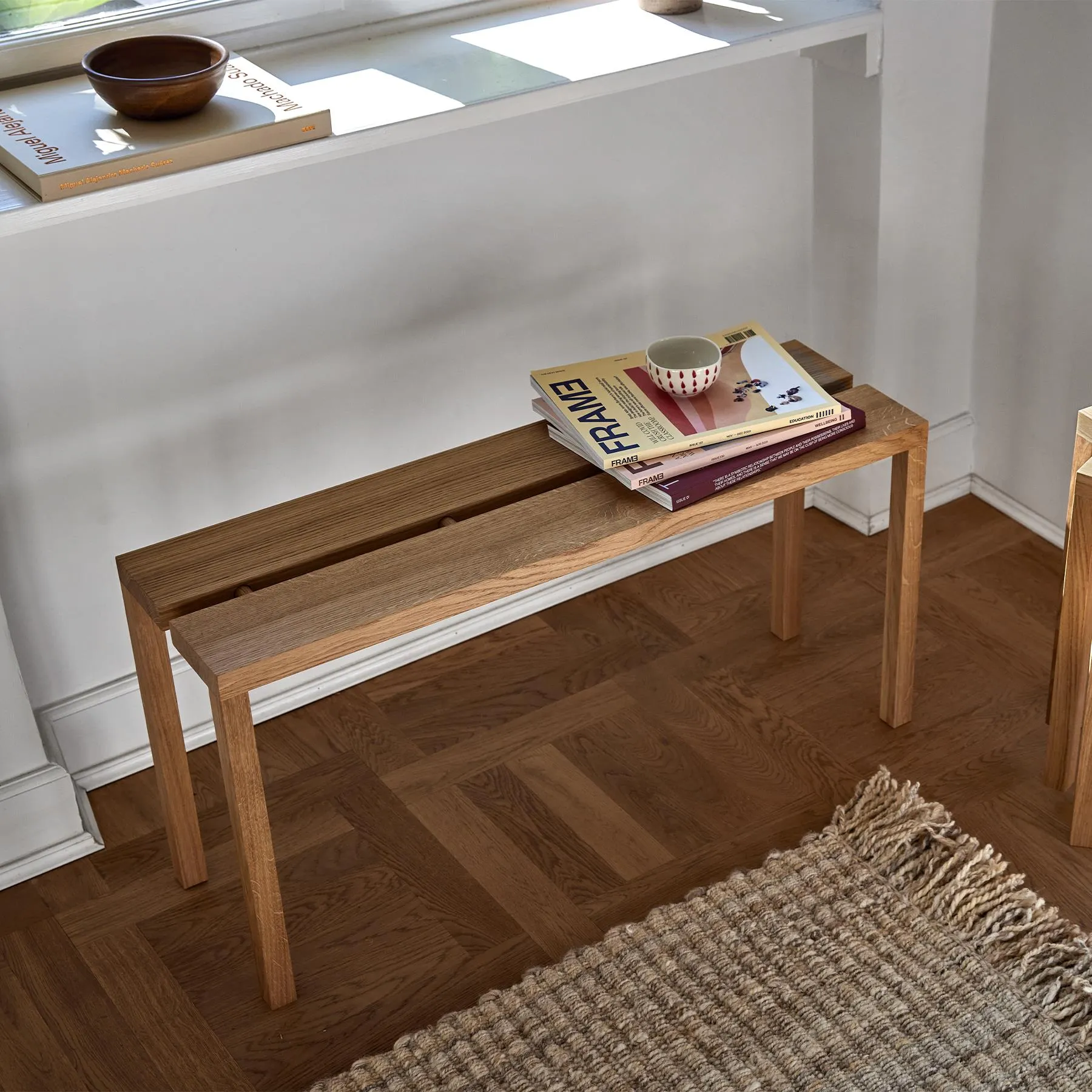 Peg Bench with Stackable Design - Oak Wood