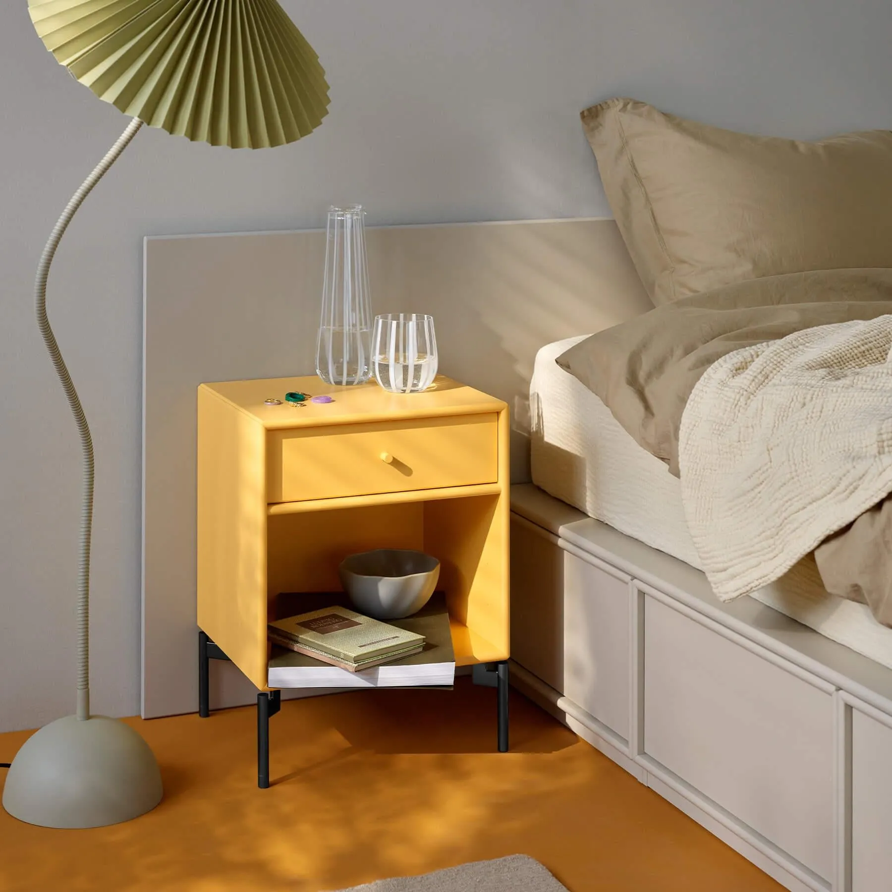 Dream Night Stand with Storage - White