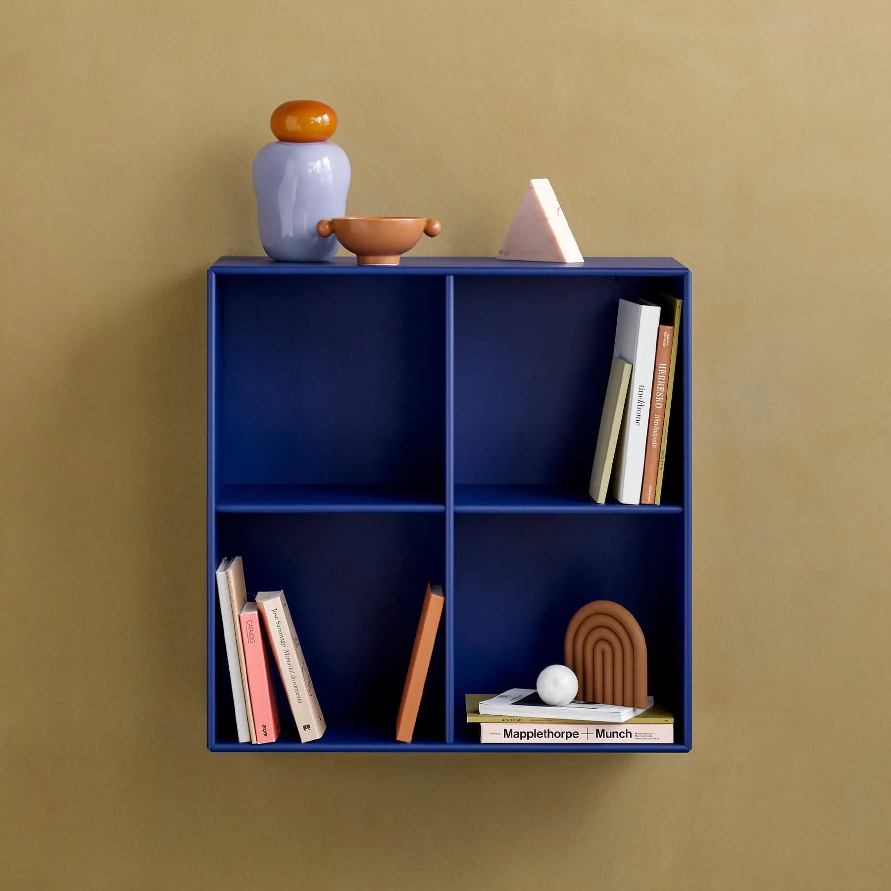 Wall Mounted Bookcase with 4 Compartments - White