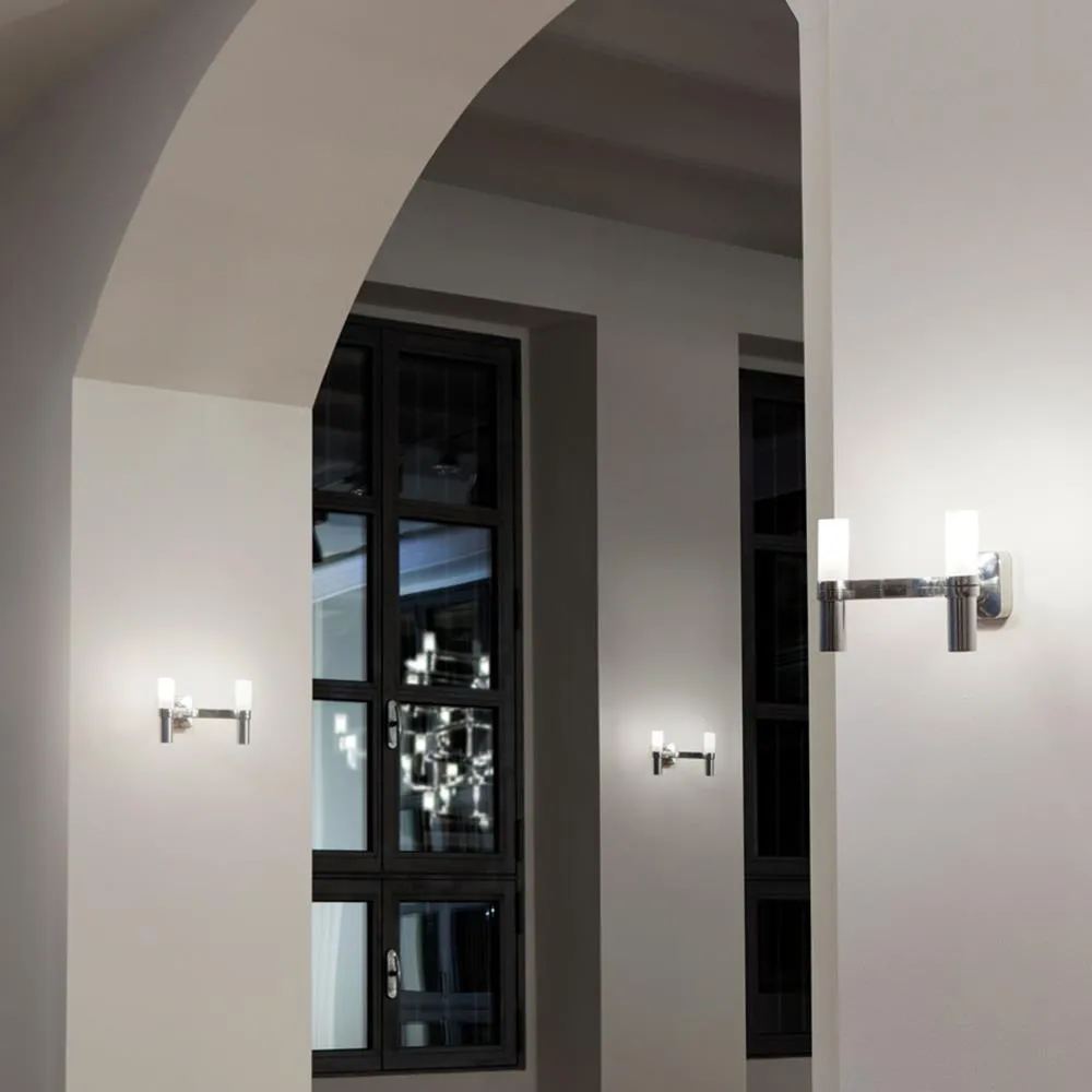 Crown 4 Wall Light - Gold, Aluminium