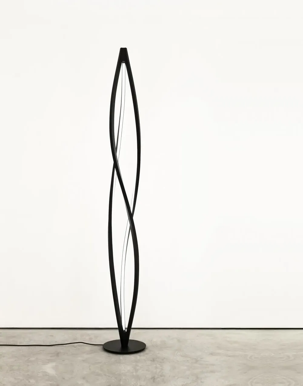 Floor Lamp with 360° Illumination - Black, Aluminium image