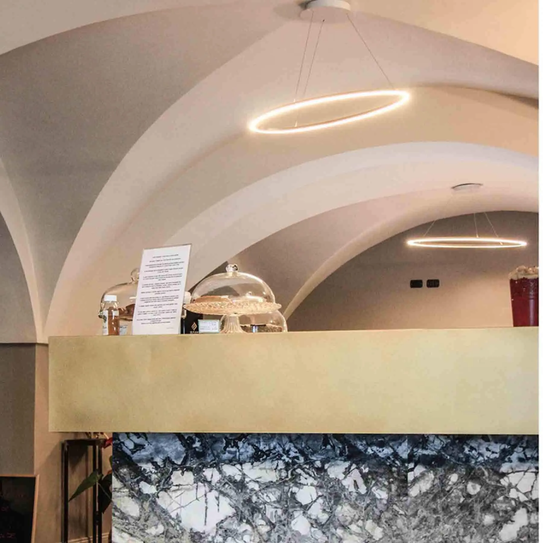 Minor Oval Pendant Light - Silver, Aluminium