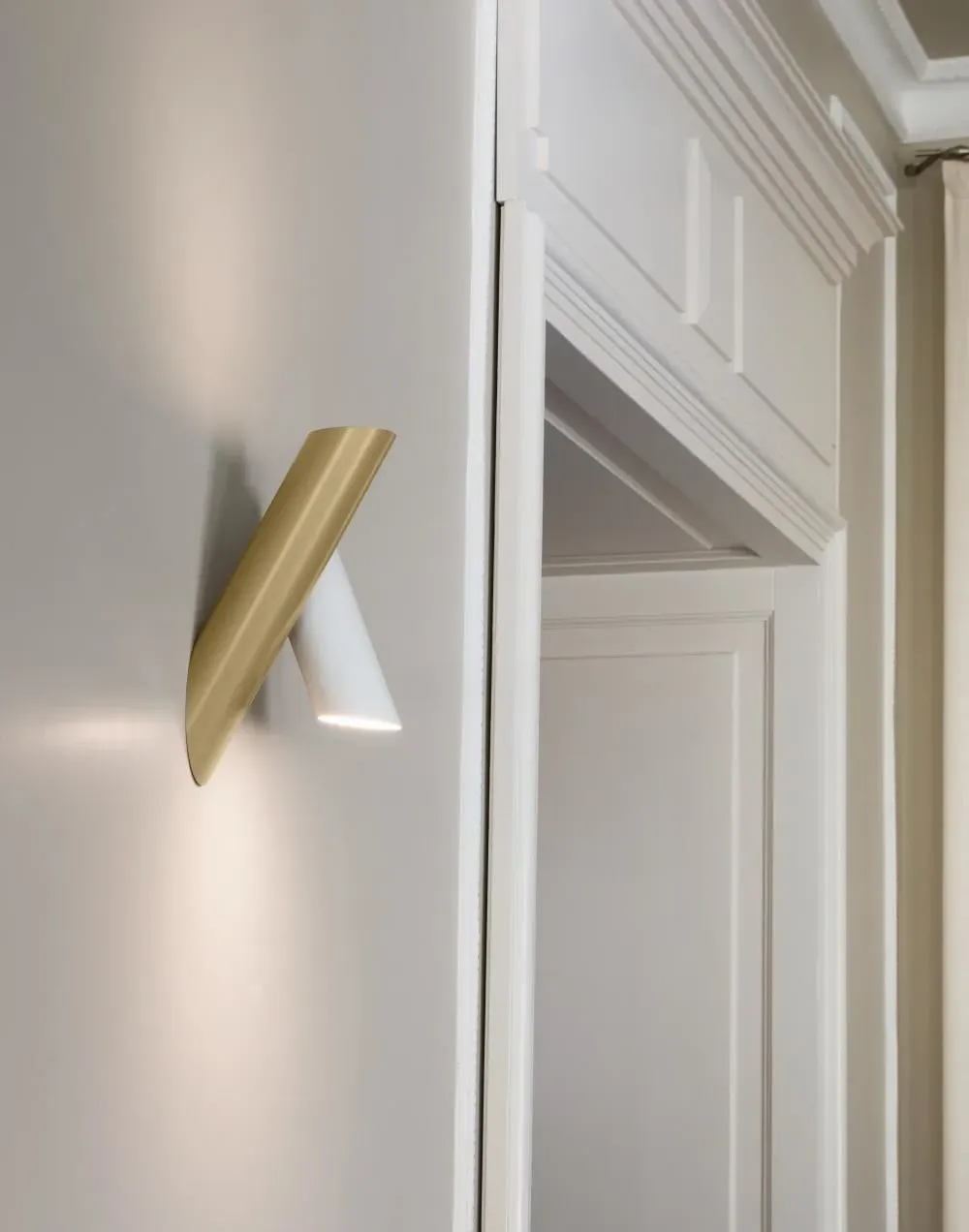 Tubes Large Wall Light - White image