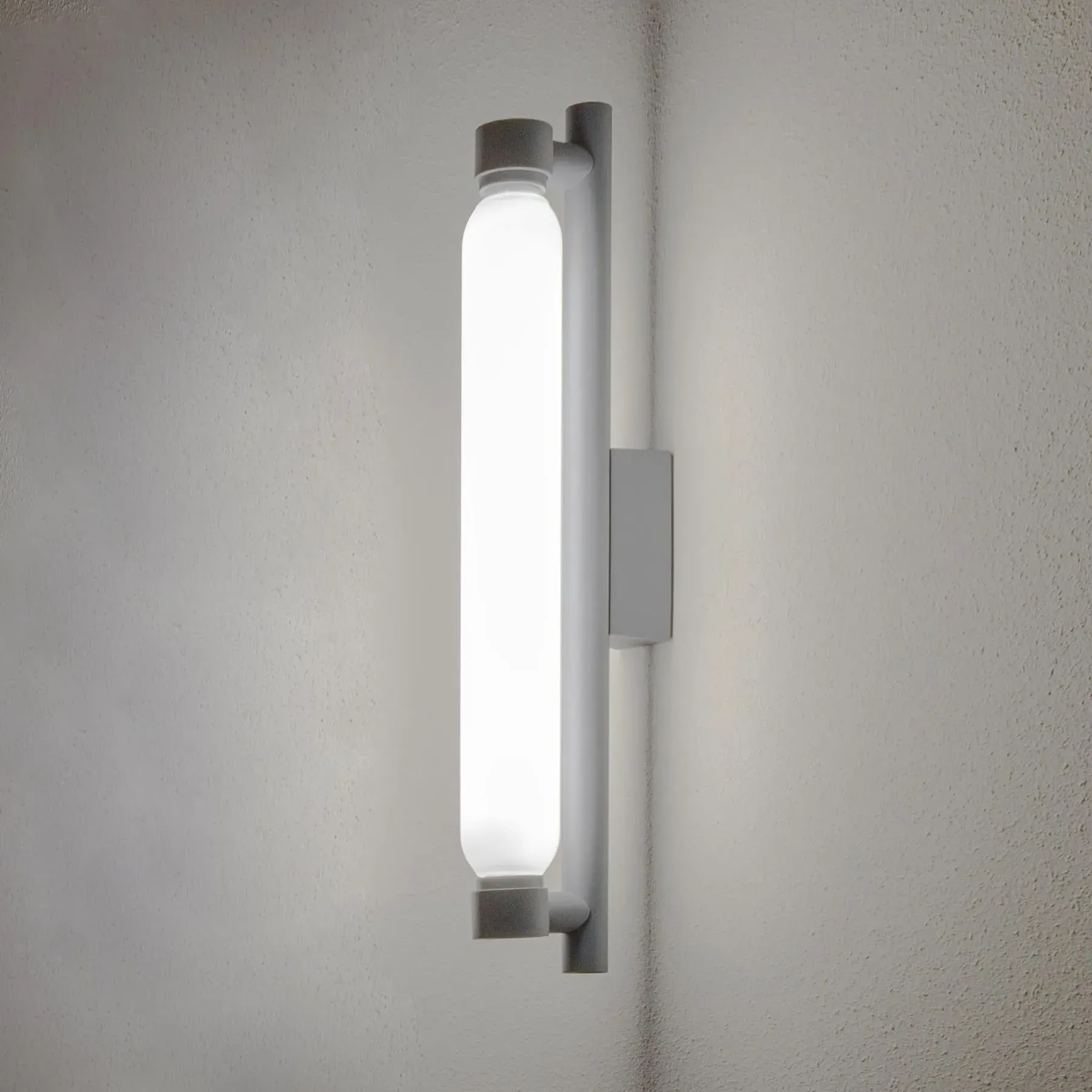 Wall Light with Crumpled Shade - Black, Glass